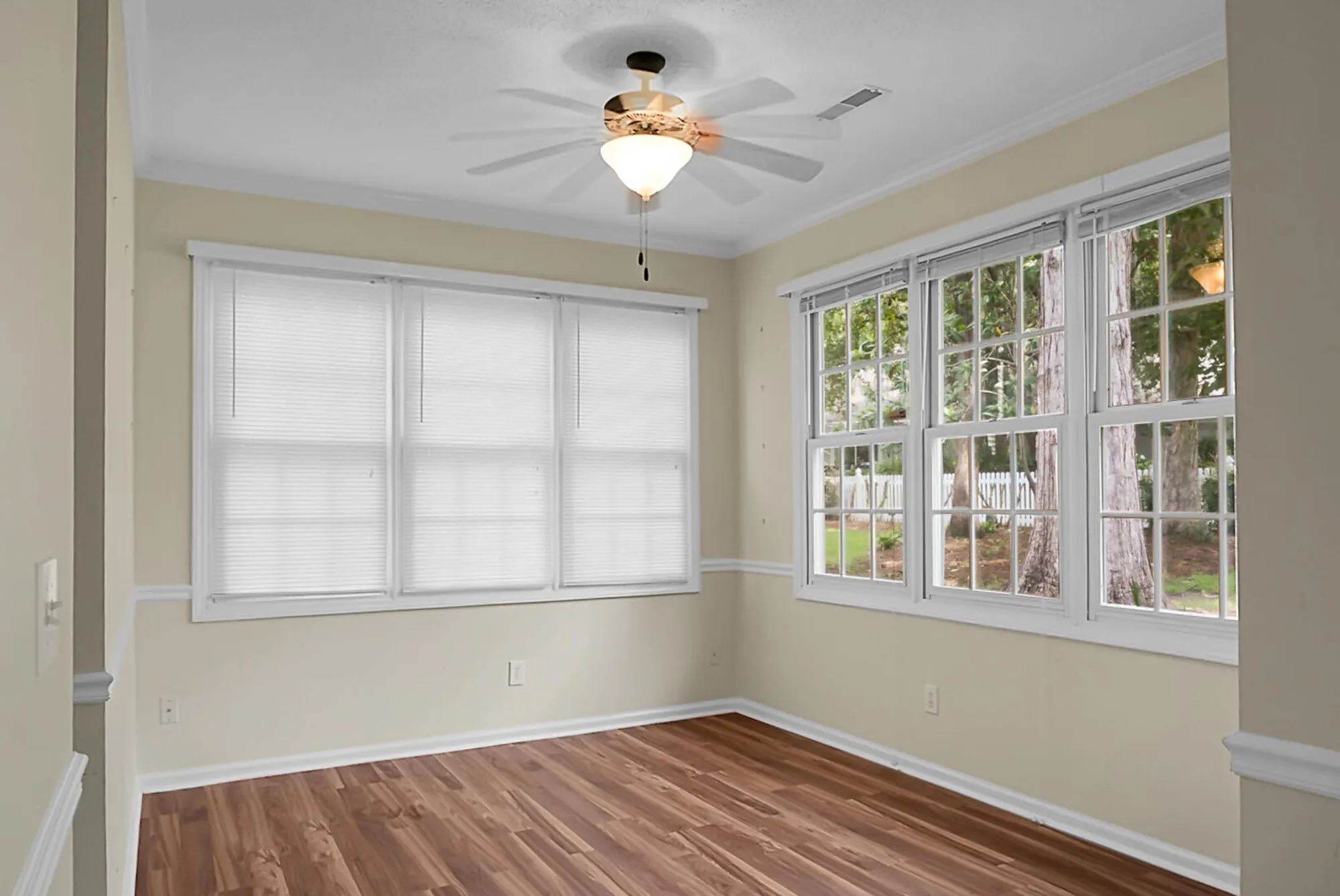Property Slideshow image 9 of 49 | 9162 spring branch ct, North Charleston, SC, 29406