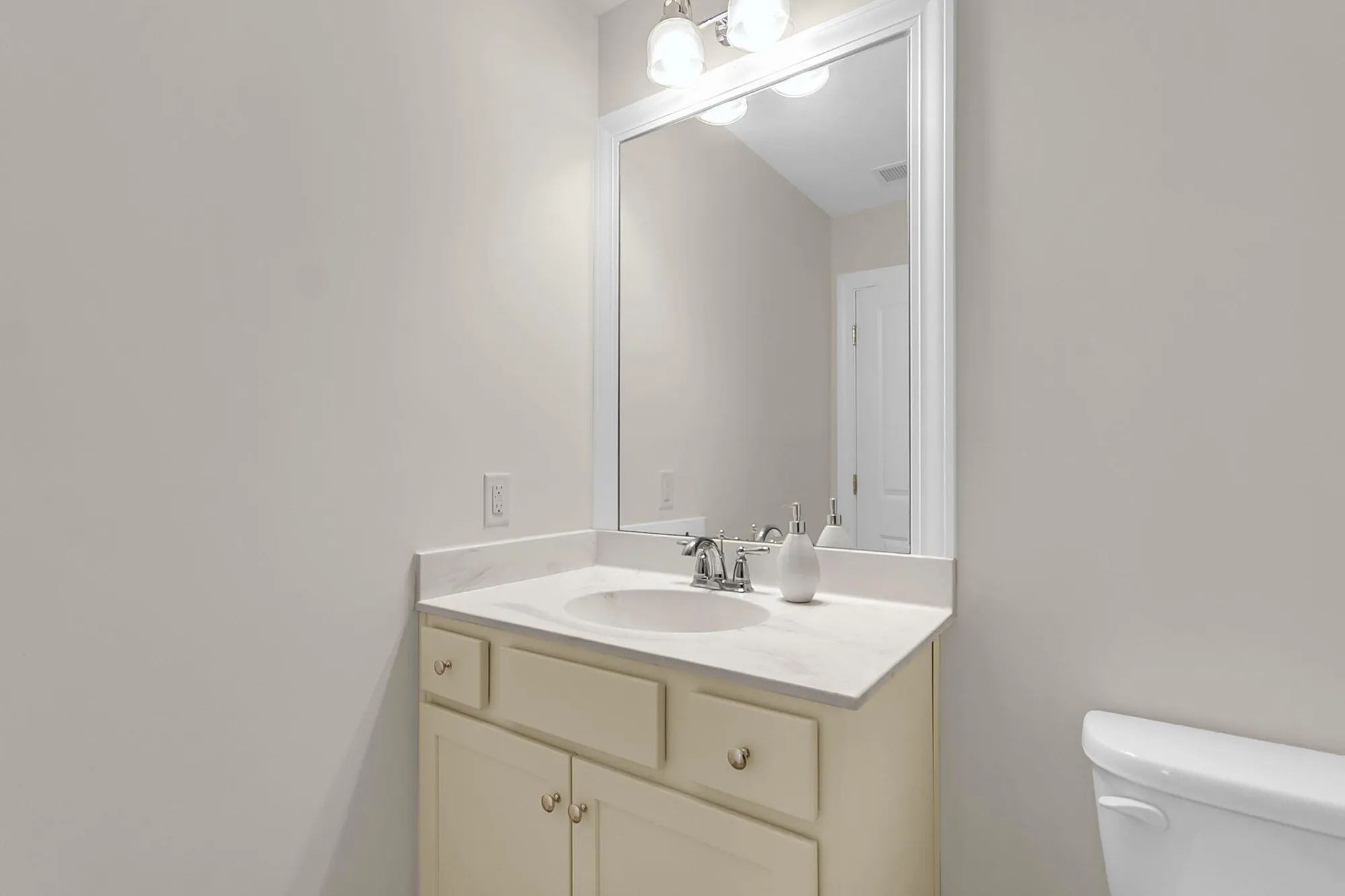 Property Slideshow image 39 of 72 | 1007 central ponds dr, Summerville, SC, 29483