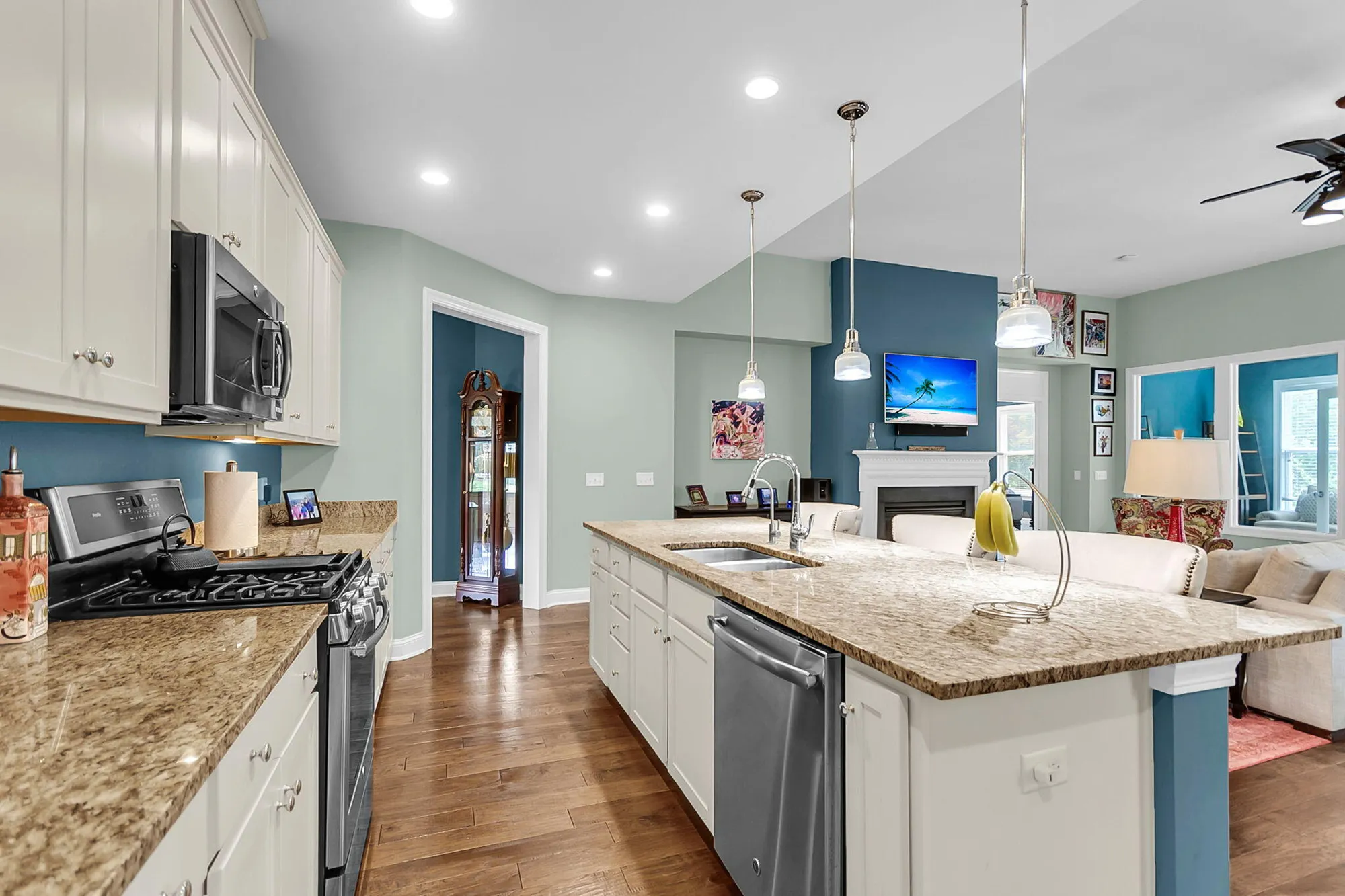 Property Slideshow image 12 of 72 | 1007 central ponds dr, Summerville, SC, 29483