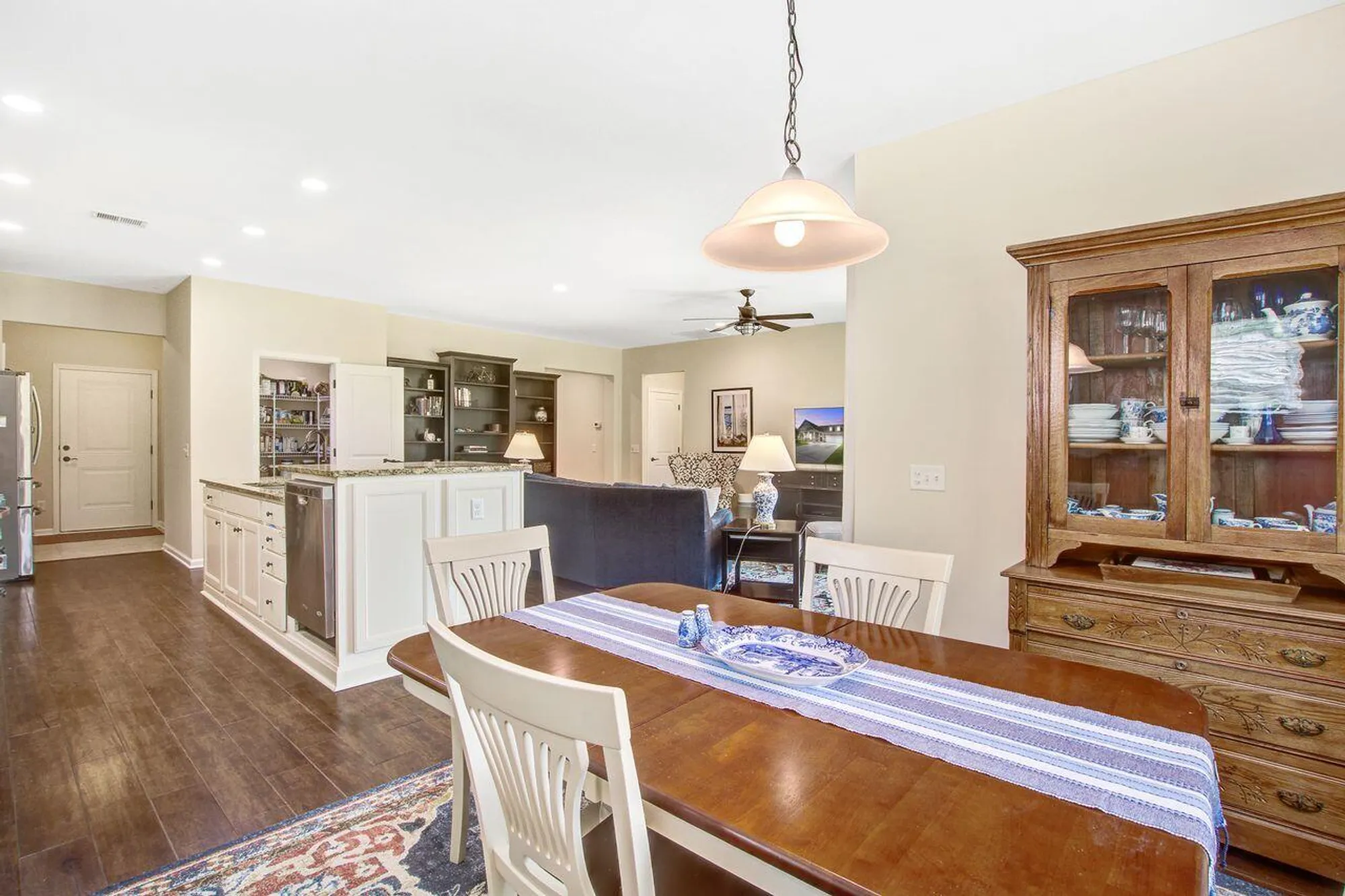 Property Slideshow image 20 of 55 | 521 tranquil waters way, Summerville, SC, 29486