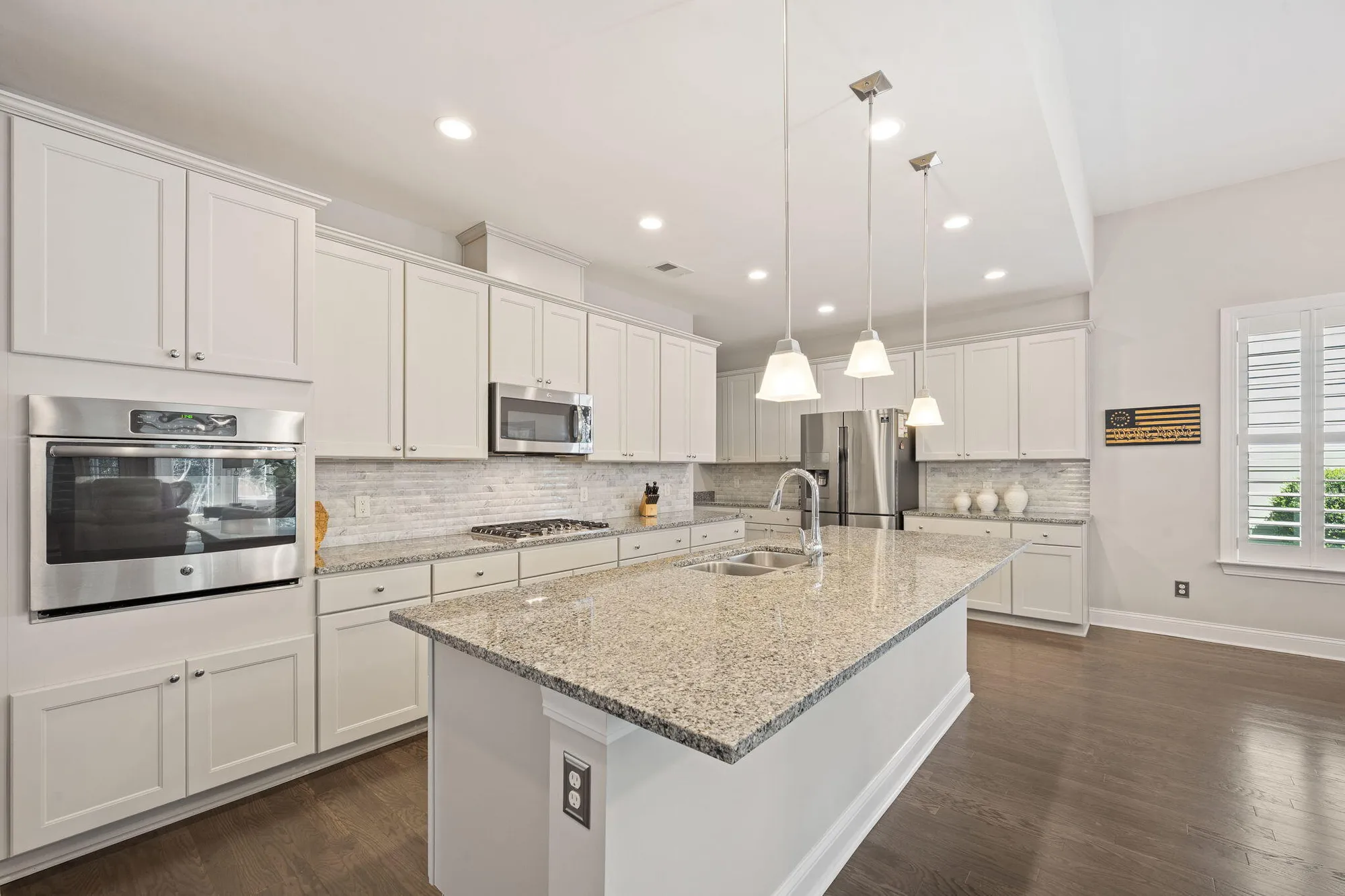 Property Slideshow image 11 of 56 | 2012 redback dr, Summerville, SC, 29483