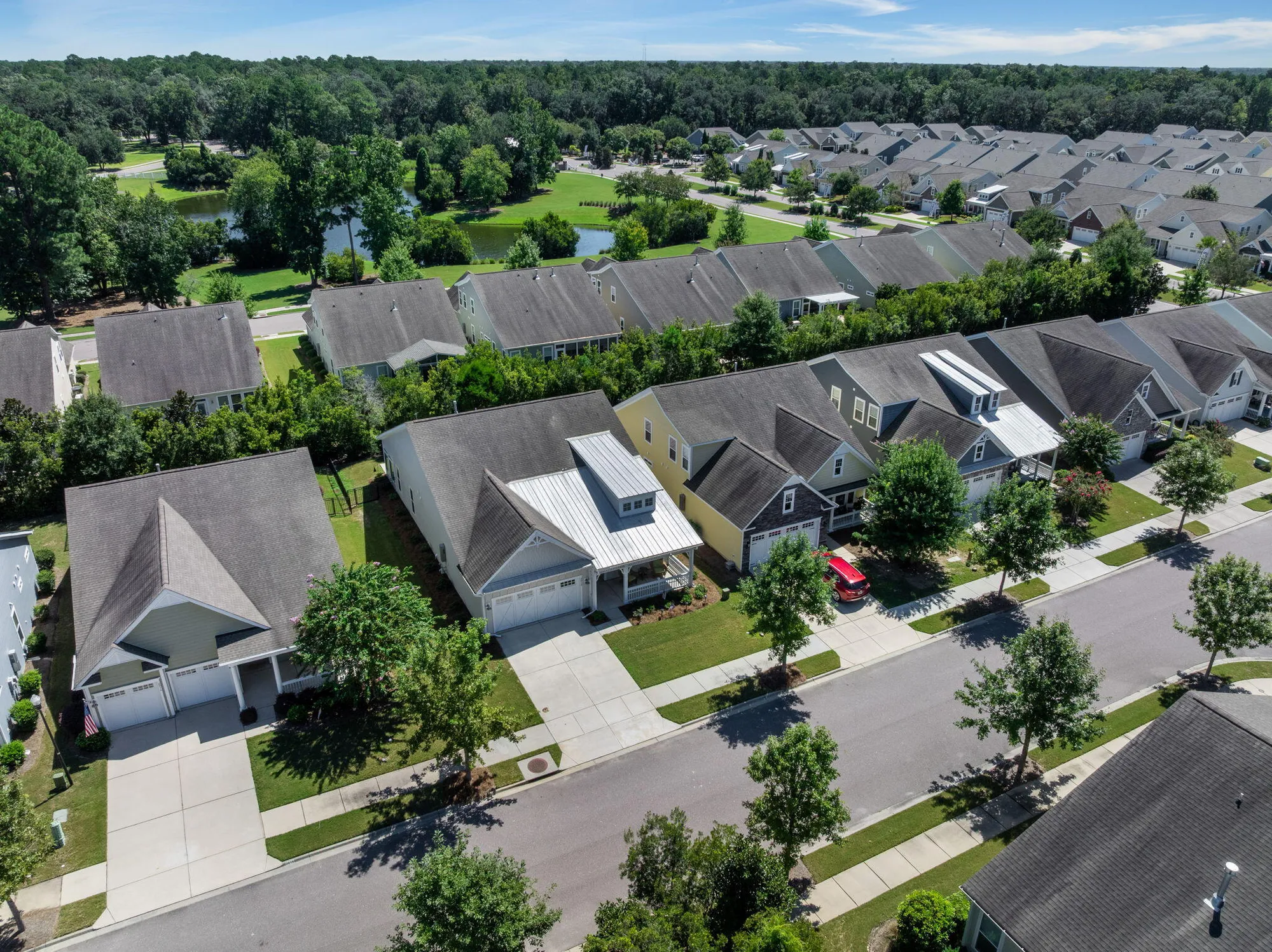 Property Slideshow image 48 of 56 | 2012 redback dr, Summerville, SC, 29483