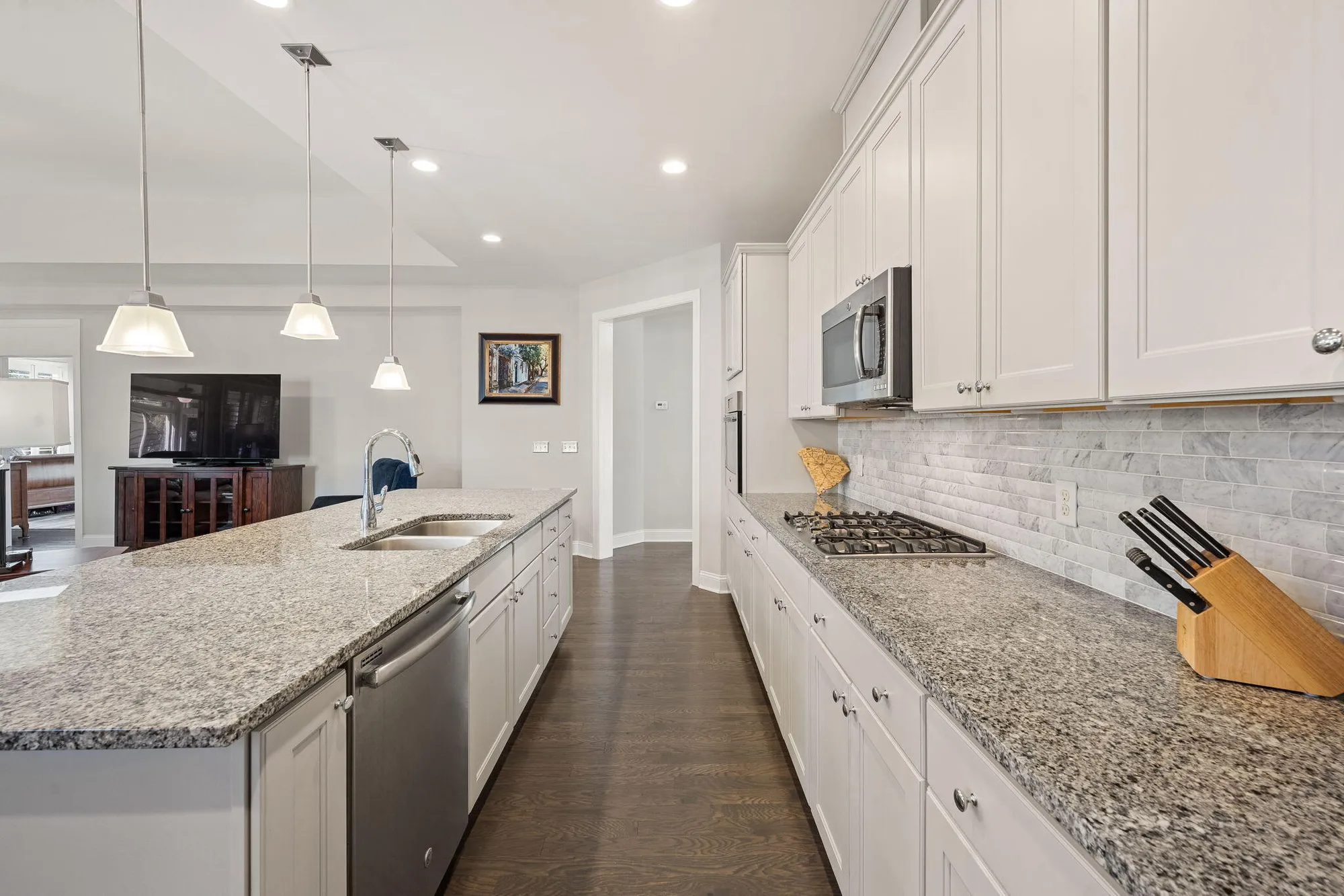 Property Slideshow image 16 of 56 | 2012 redback dr, Summerville, SC, 29483