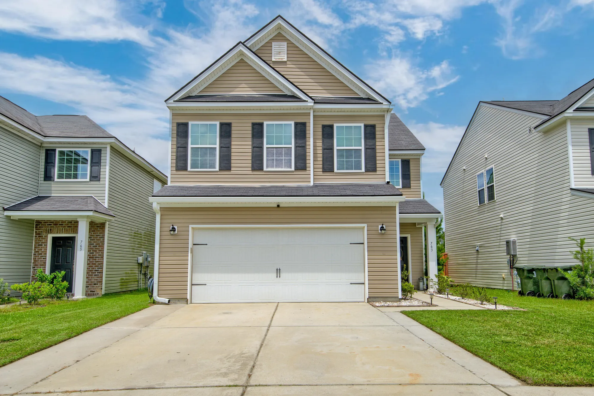 Property Slideshow image 14 of 48 | 763 redbud ln, Summerville, SC, 29486