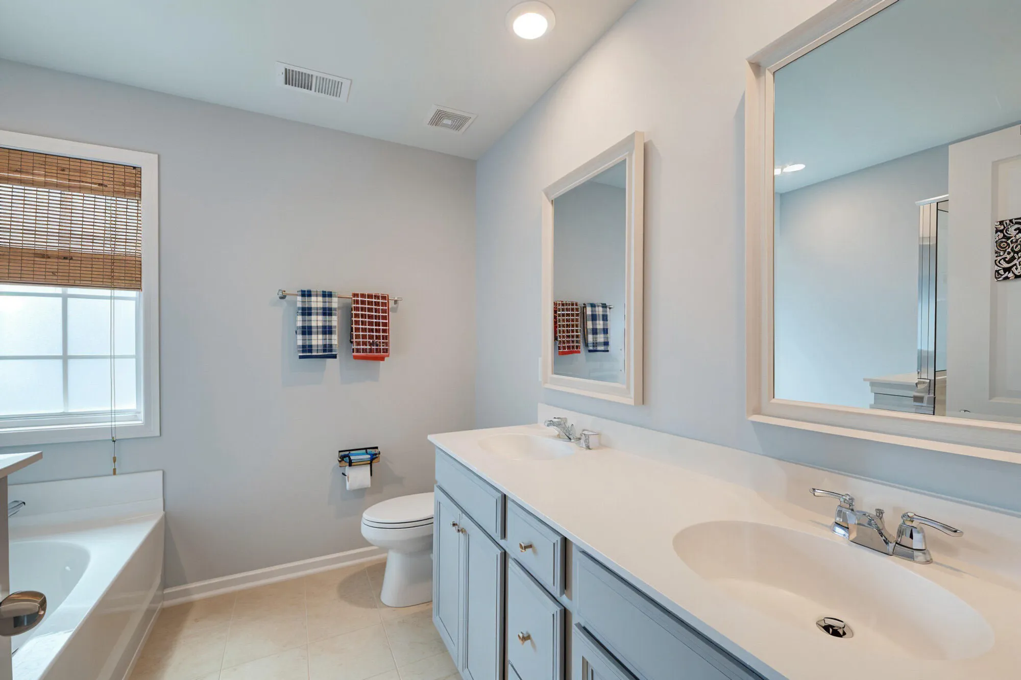 Property Slideshow image 18 of 48 | 763 redbud ln, Summerville, SC, 29486