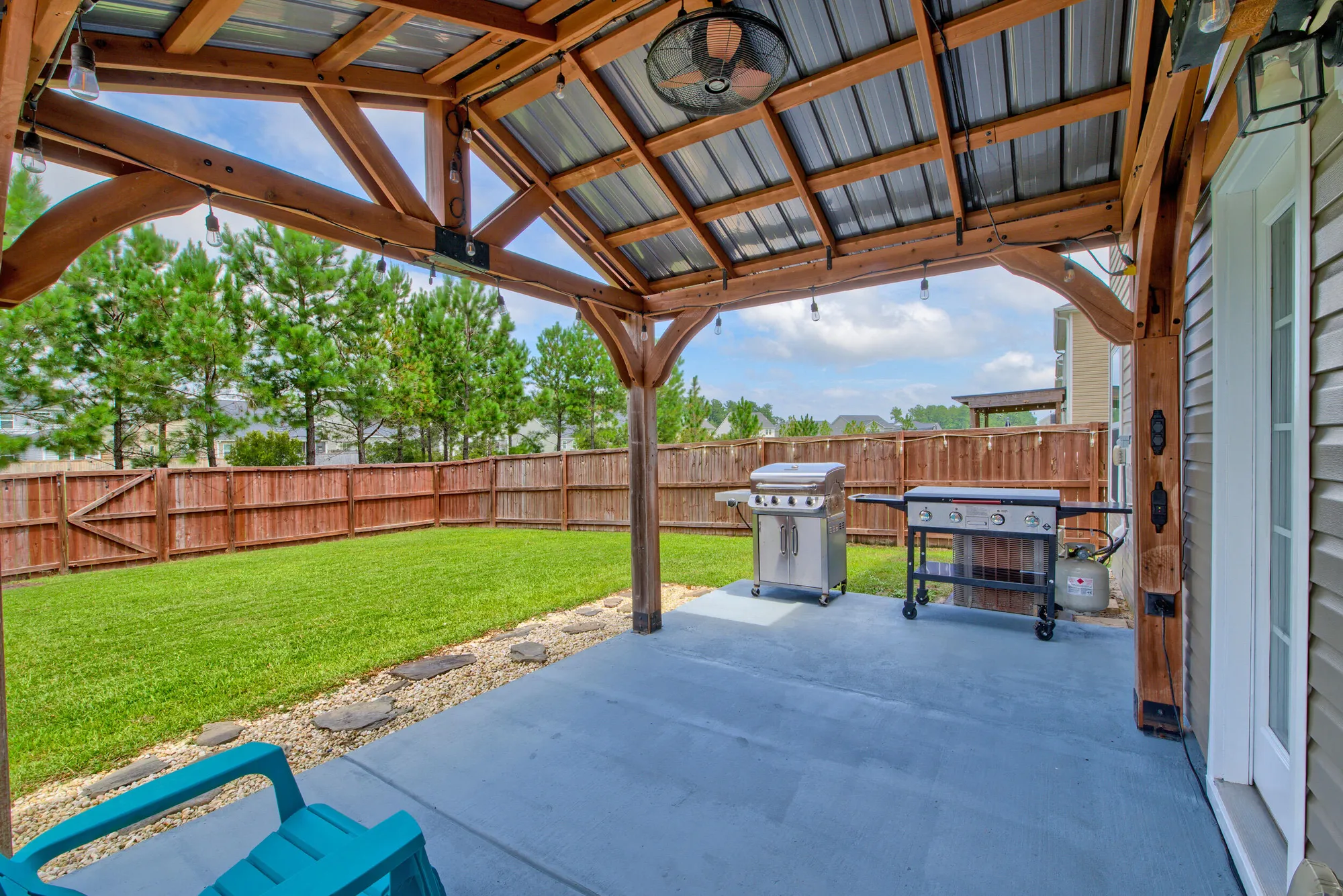 Property Slideshow image 40 of 48 | 763 redbud ln, Summerville, SC, 29486