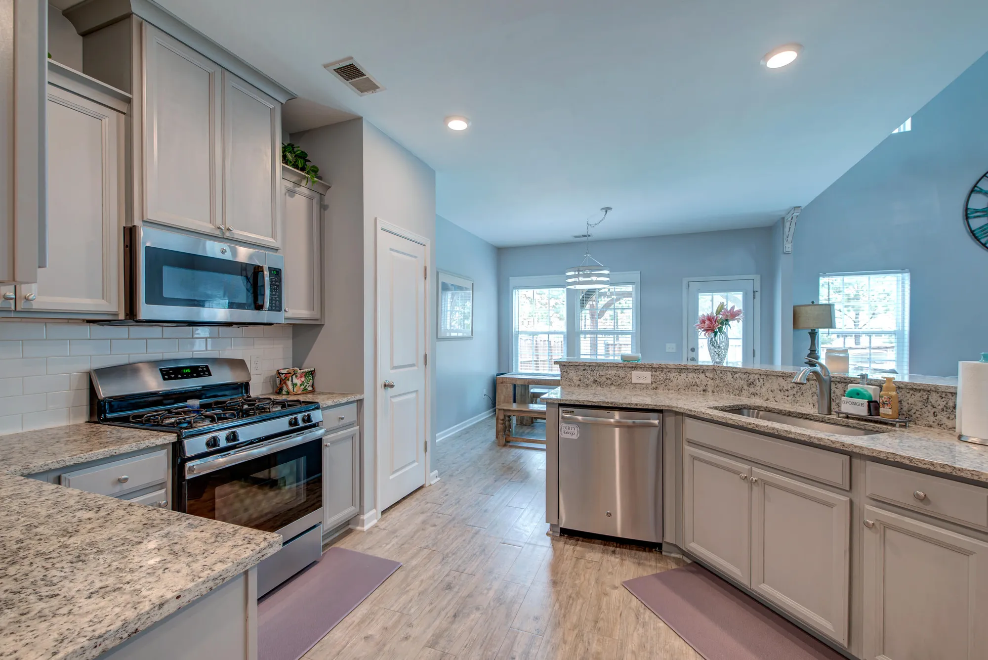 Property Slideshow image 8 of 48 | 763 redbud ln, Summerville, SC, 29486