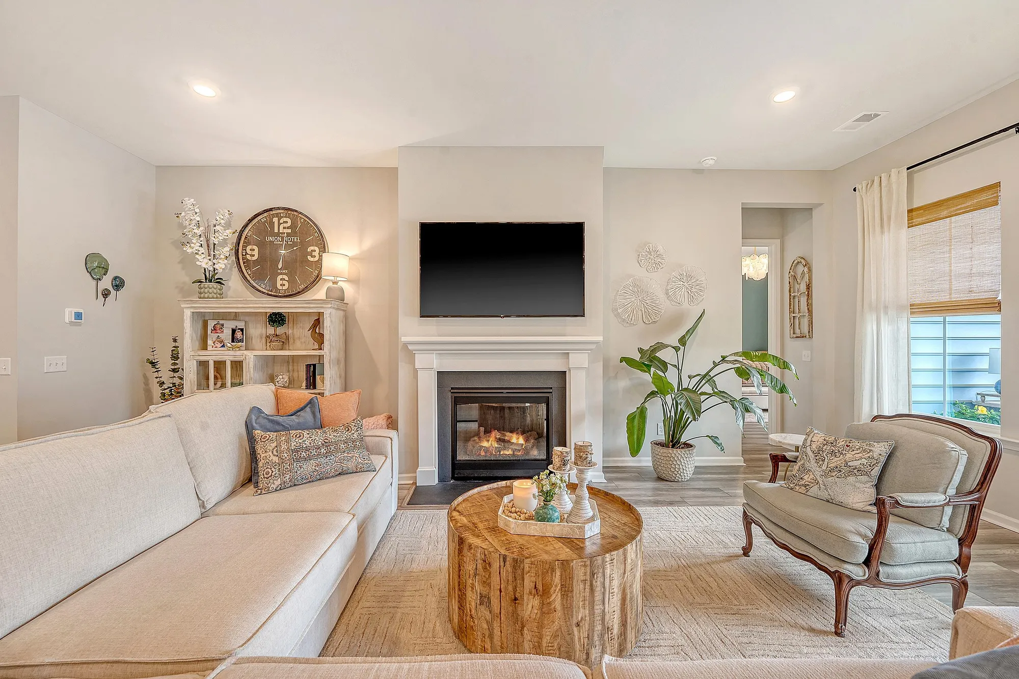 Property Slideshow image 18 of 82 | 1109 bellwether ln, Summerville, SC, 29485