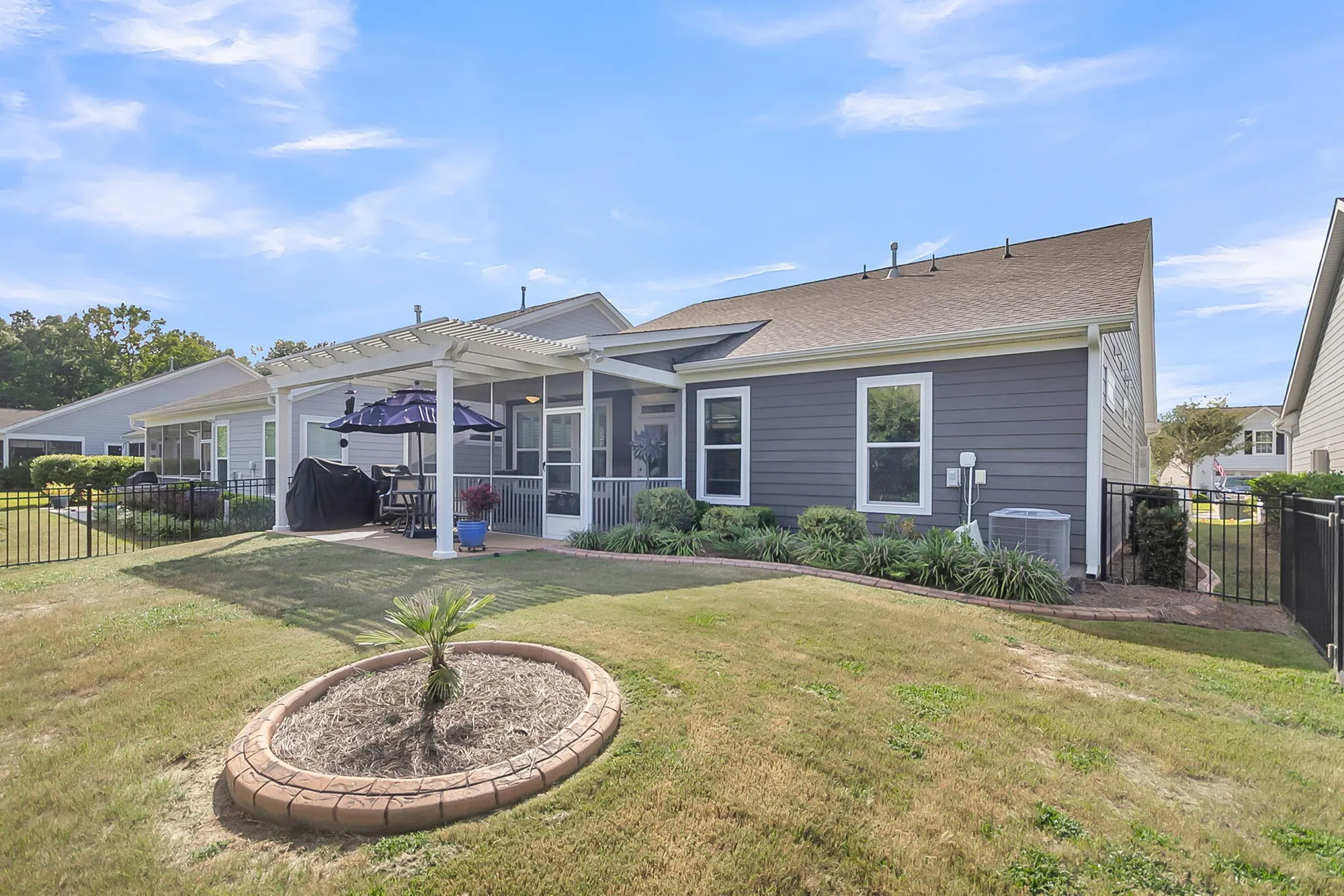 Property Slideshow image 33 of 59 | 3025 aura ln, Summerville, SC, 29483