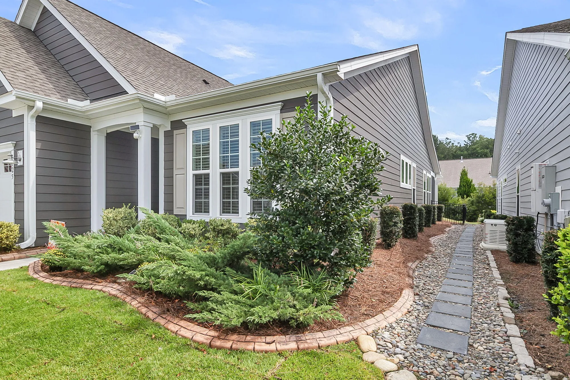 Property Slideshow image 8 of 59 | 3025 aura ln, Summerville, SC, 29483