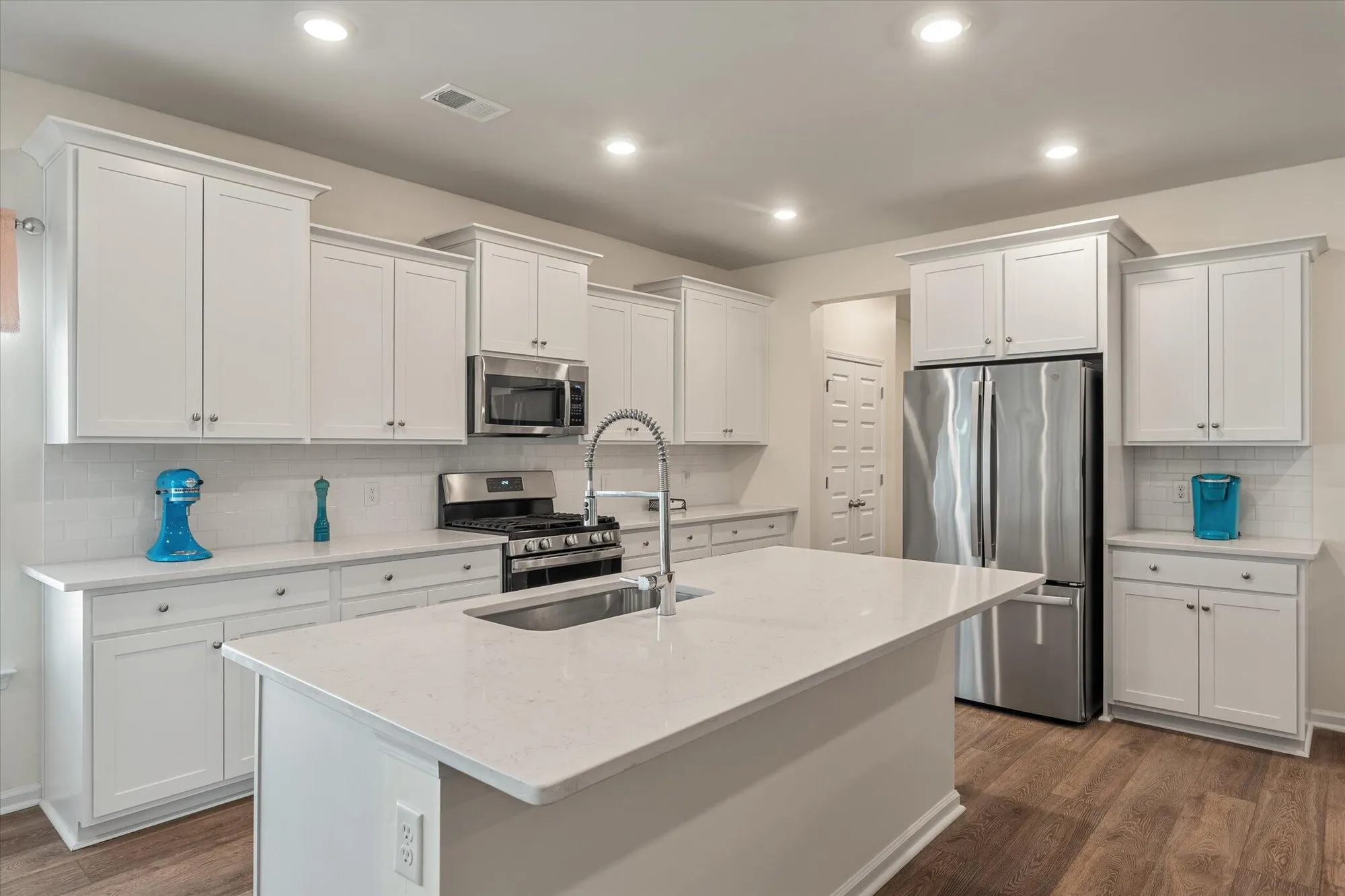 Property Slideshow image 8 of 51 | 1130 coastal creek ct, Summerville, SC, 29485
