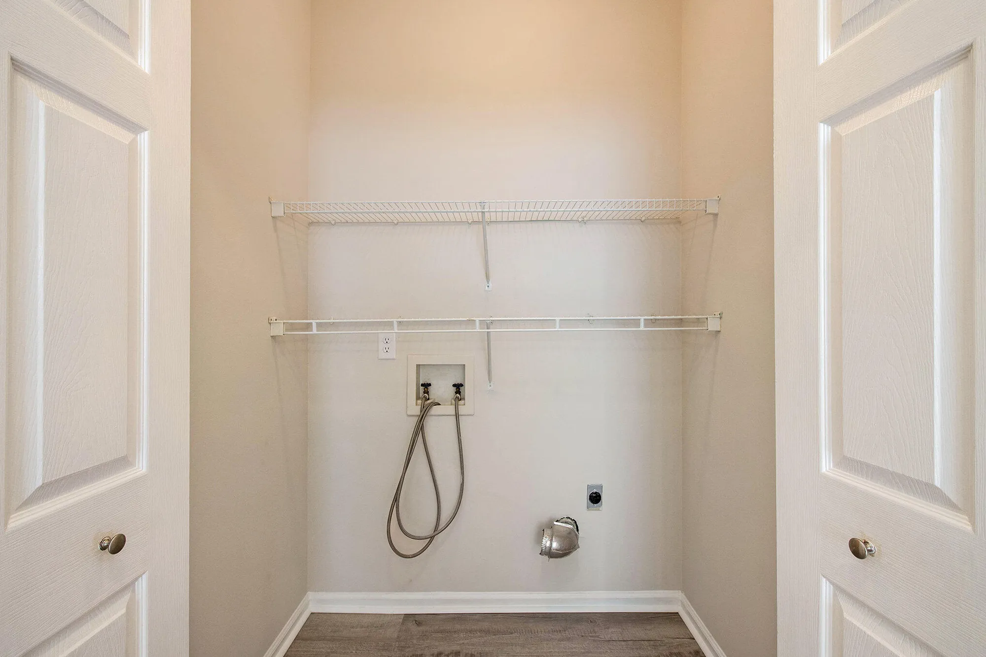 Property Slideshow image 18 of 30 | 9123 delancey cir, North Charleston, SC, 29406