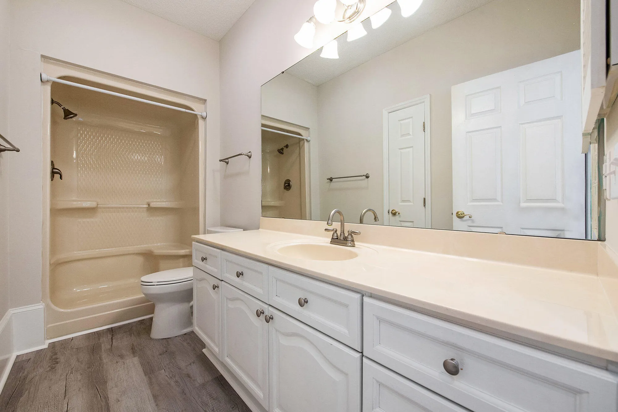 Property Slideshow image 19 of 30 | 9123 delancey cir, North Charleston, SC, 29406