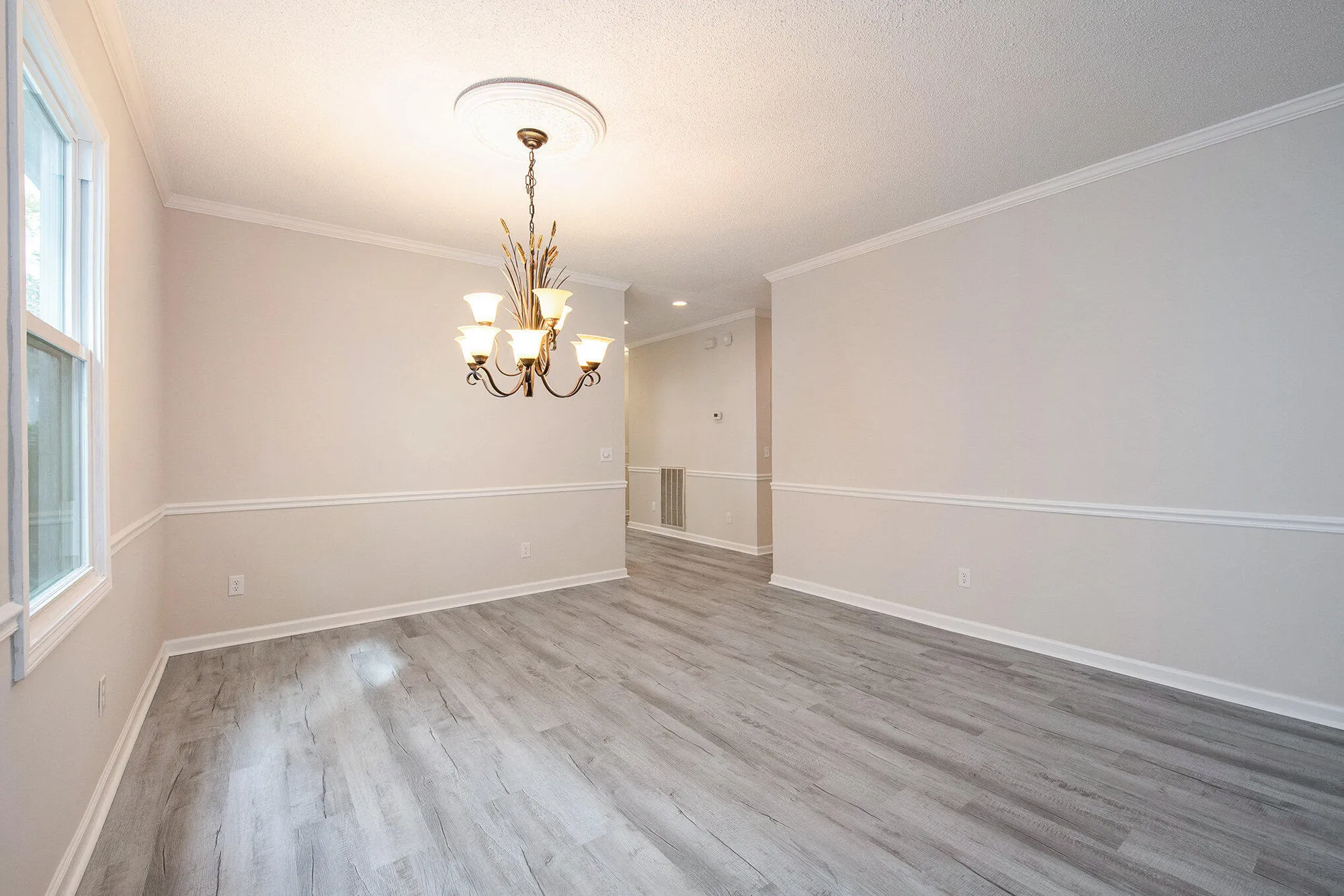 Property Slideshow image 16 of 30 | 9123 delancey cir, North Charleston, SC, 29406