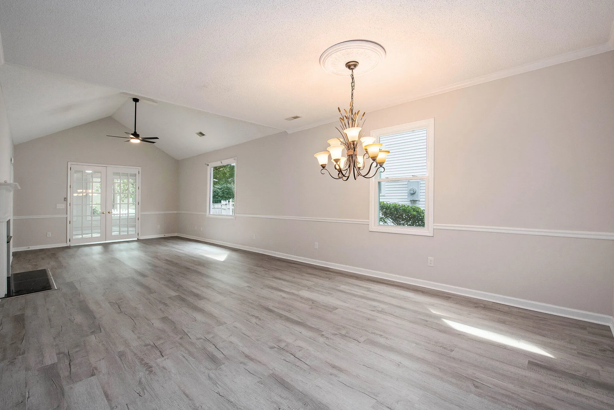Property Slideshow image 7 of 30 | 9123 delancey cir, North Charleston, SC, 29406
