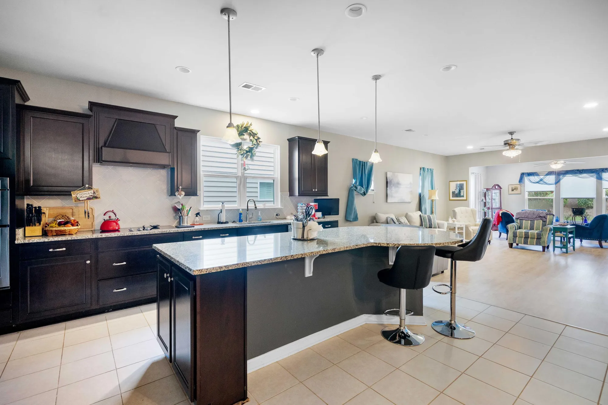 Property Slideshow image 7 of 37 | 687 battery edge dr, Summerville, SC, 29486