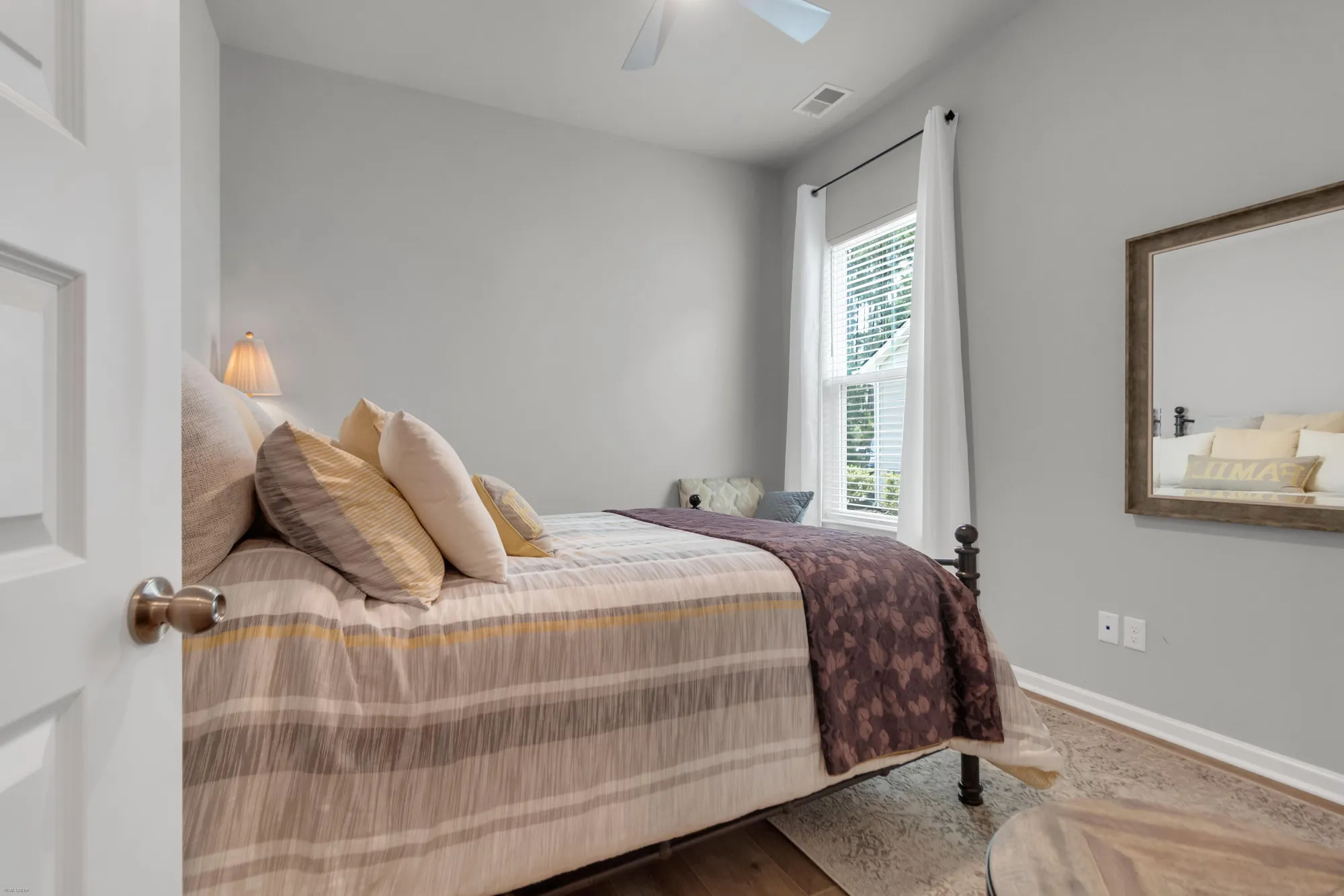 Property Slideshow image 35 of 49 | 1142 cane creek way, Summerville, SC, 29485