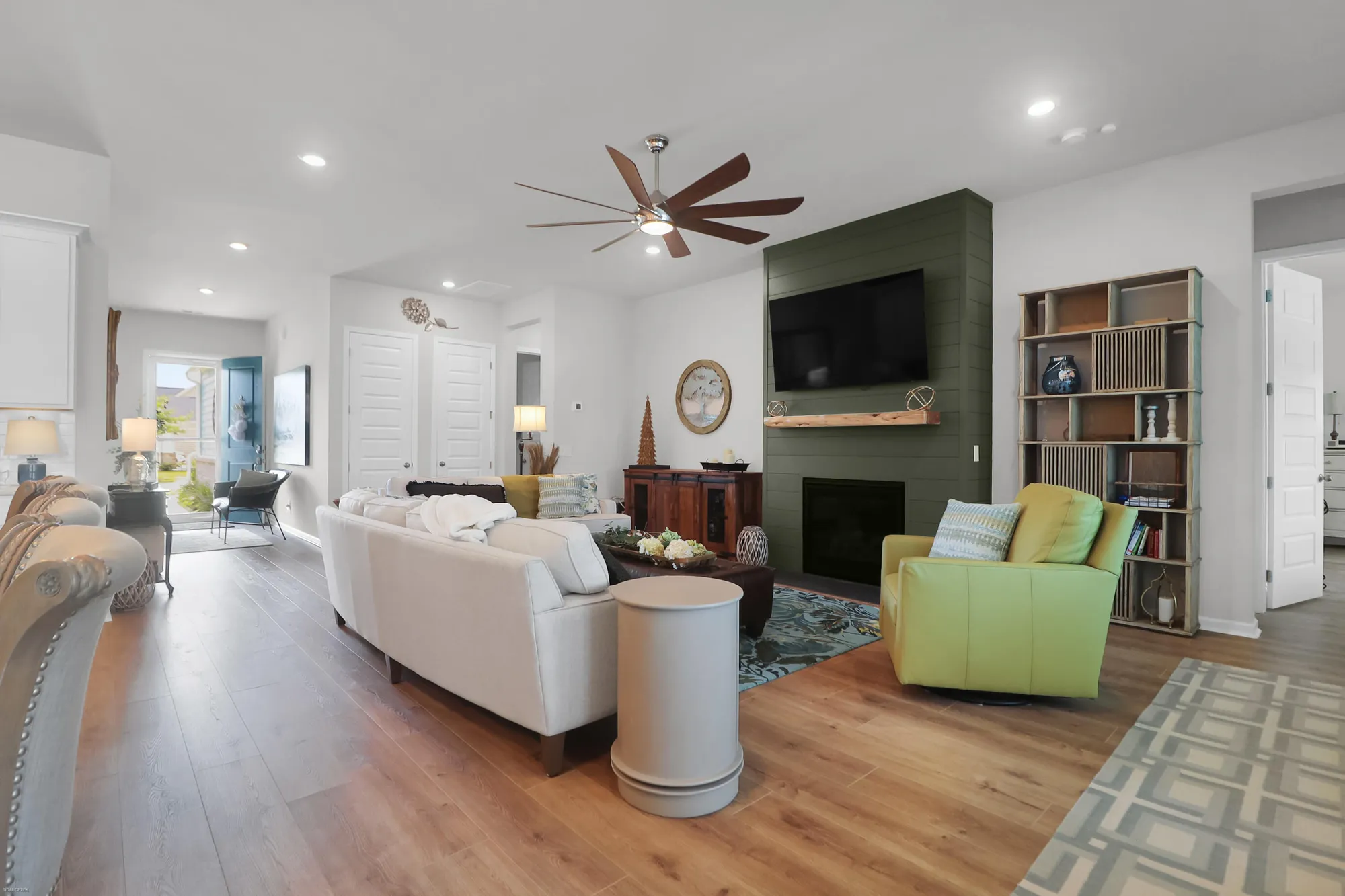 Property Slideshow image 16 of 49 | 1142 cane creek way, Summerville, SC, 29485