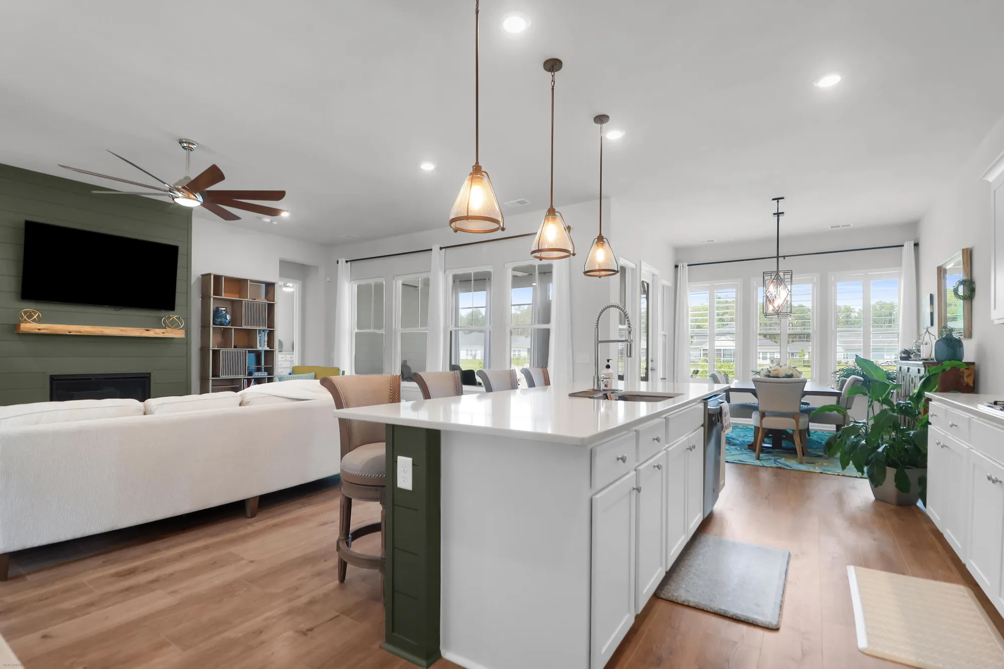 Property Slideshow image 24 of 49 | 1142 cane creek way, Summerville, SC, 29485