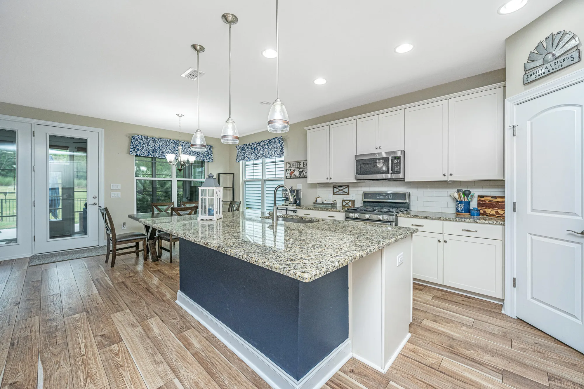 Property Slideshow image 8 of 64 | 220 tupelo lake dr, Summerville, SC, 29486