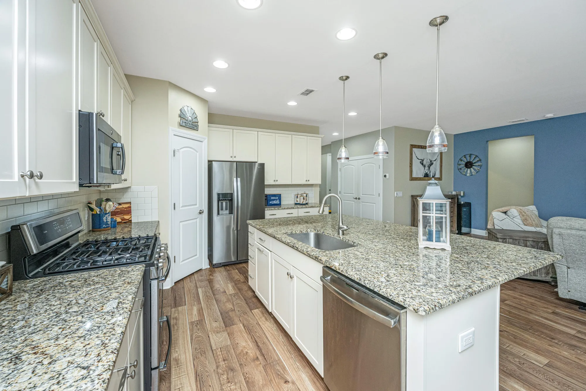 Property Slideshow image 12 of 64 | 220 tupelo lake dr, Summerville, SC, 29486