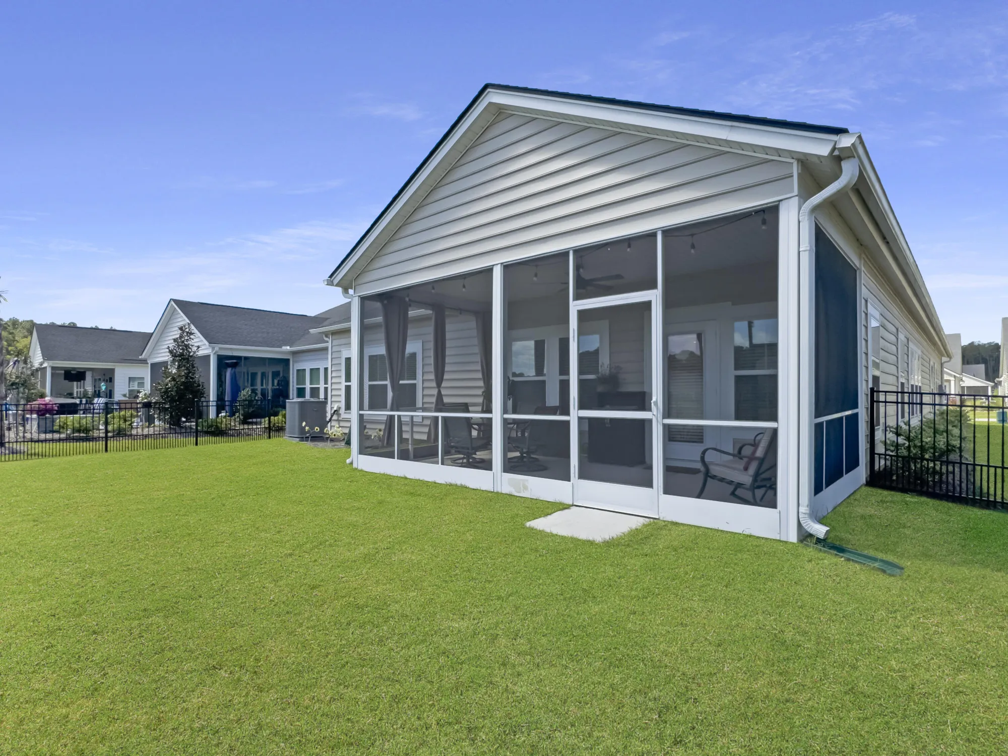 Property Slideshow image 8 of 61 | 1122 ark shell dr, Summerville, SC, 29485