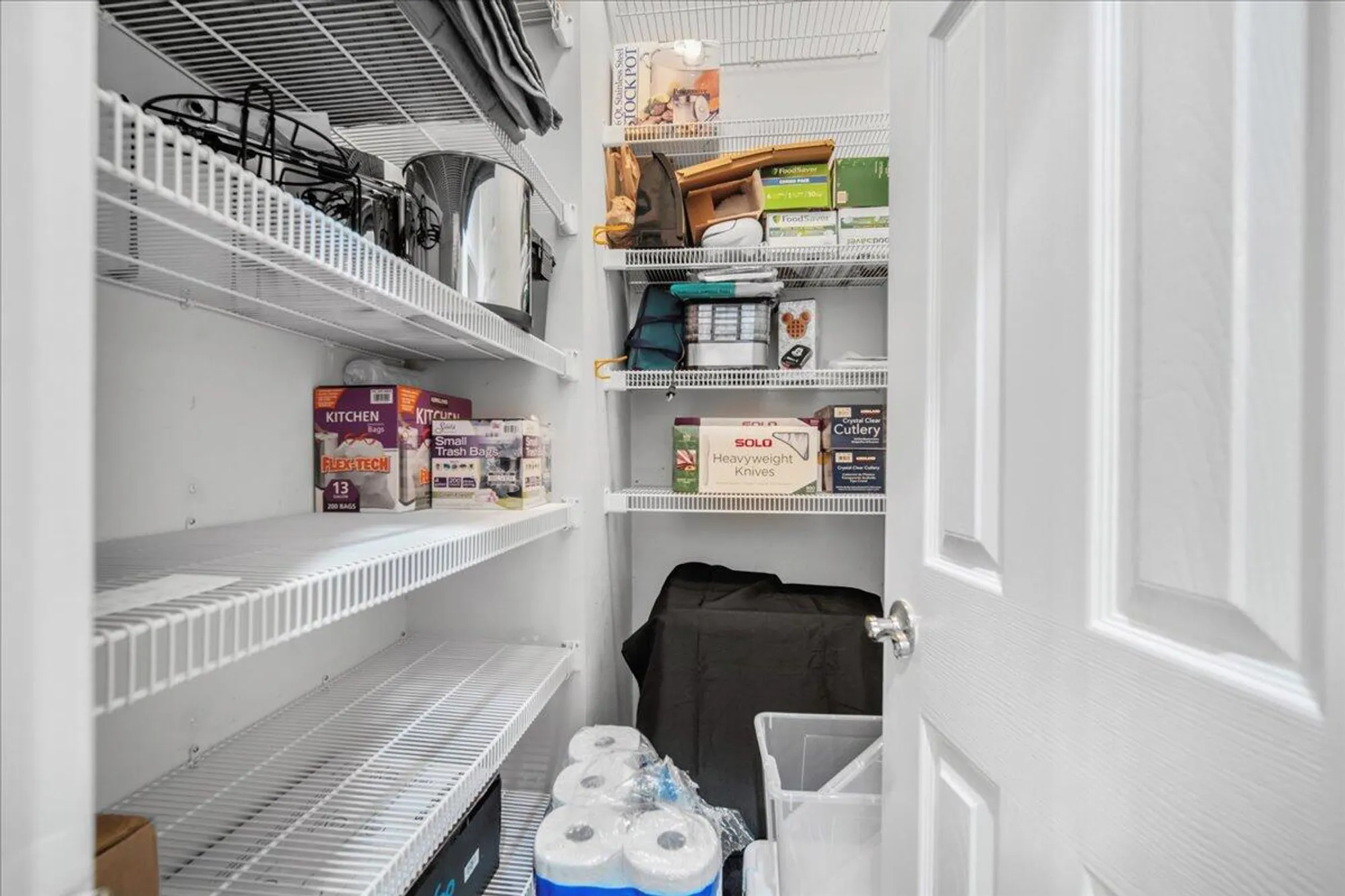 Property Slideshow image 29 of 66 | 9182 spring branch ct, North Charleston, SC, 29406