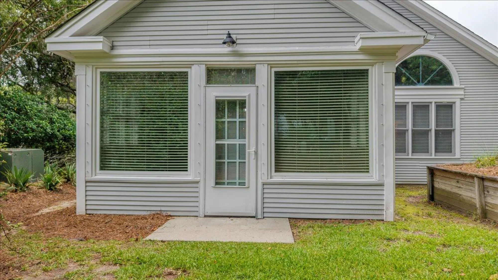 Property Slideshow image 47 of 66 | 9182 spring branch ct, North Charleston, SC, 29406