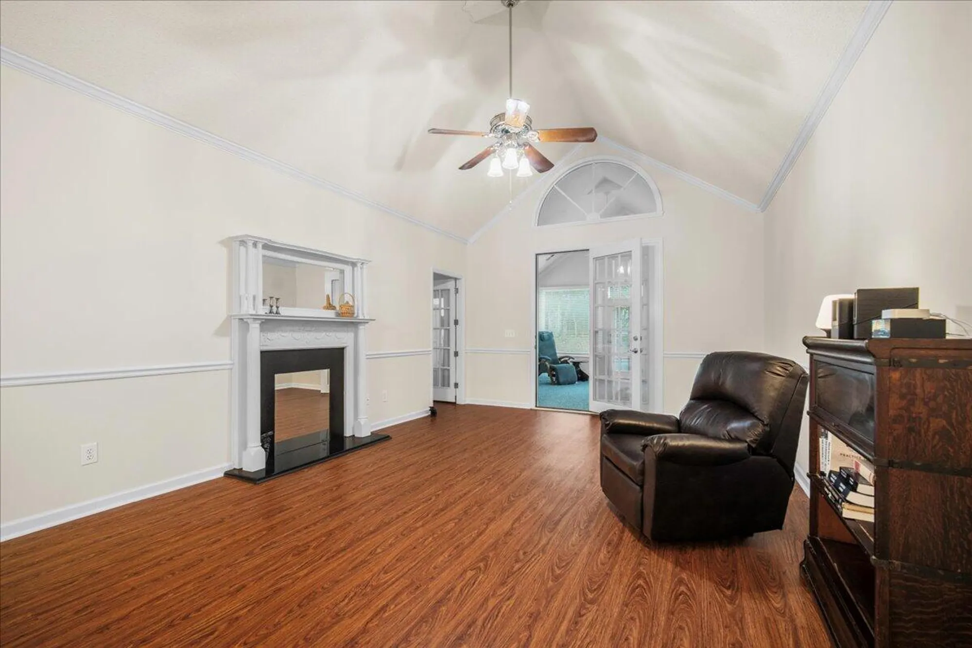 Property Slideshow image 22 of 66 | 9182 spring branch ct, North Charleston, SC, 29406