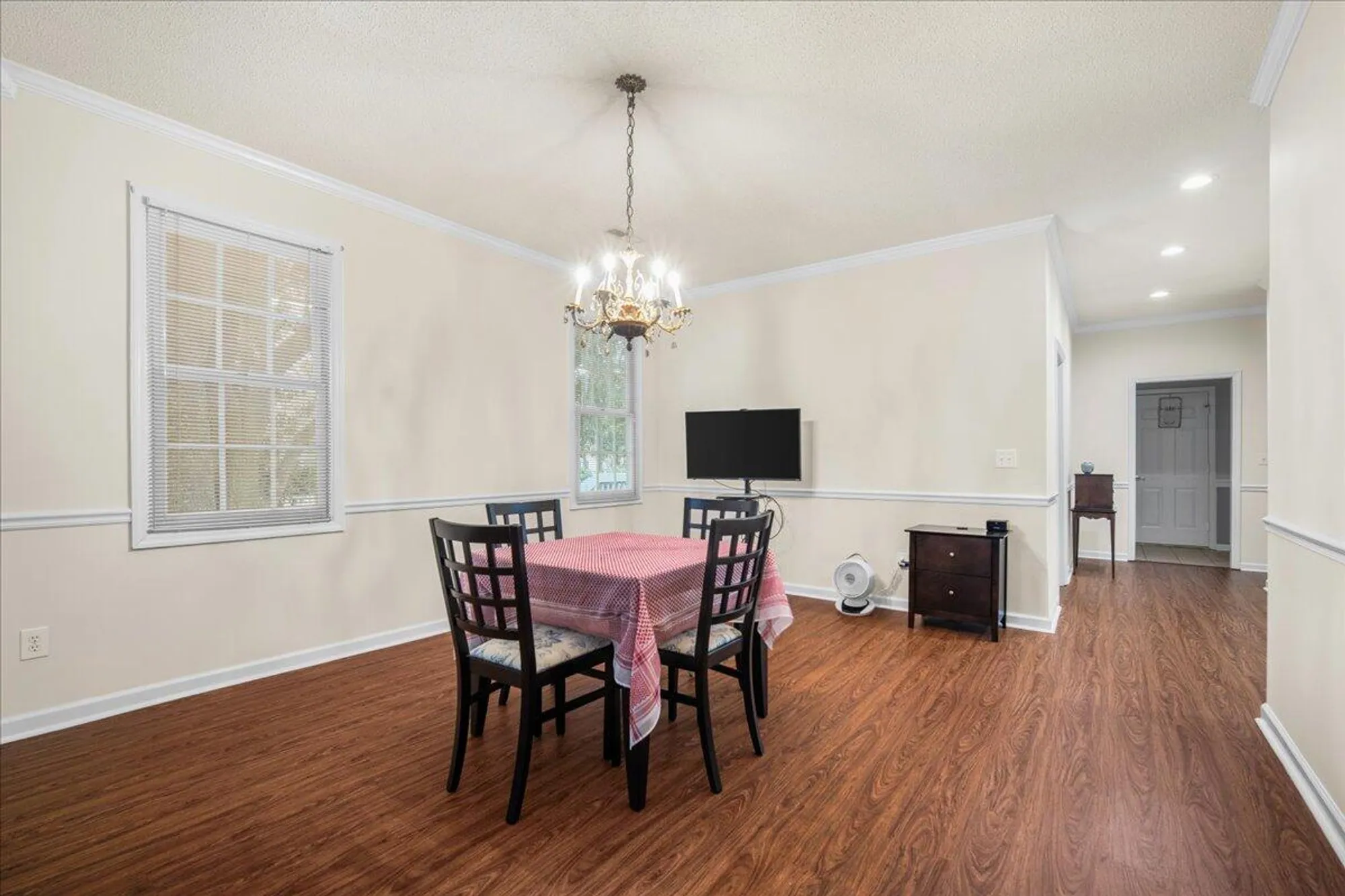 Property Slideshow image 24 of 66 | 9182 spring branch ct, North Charleston, SC, 29406
