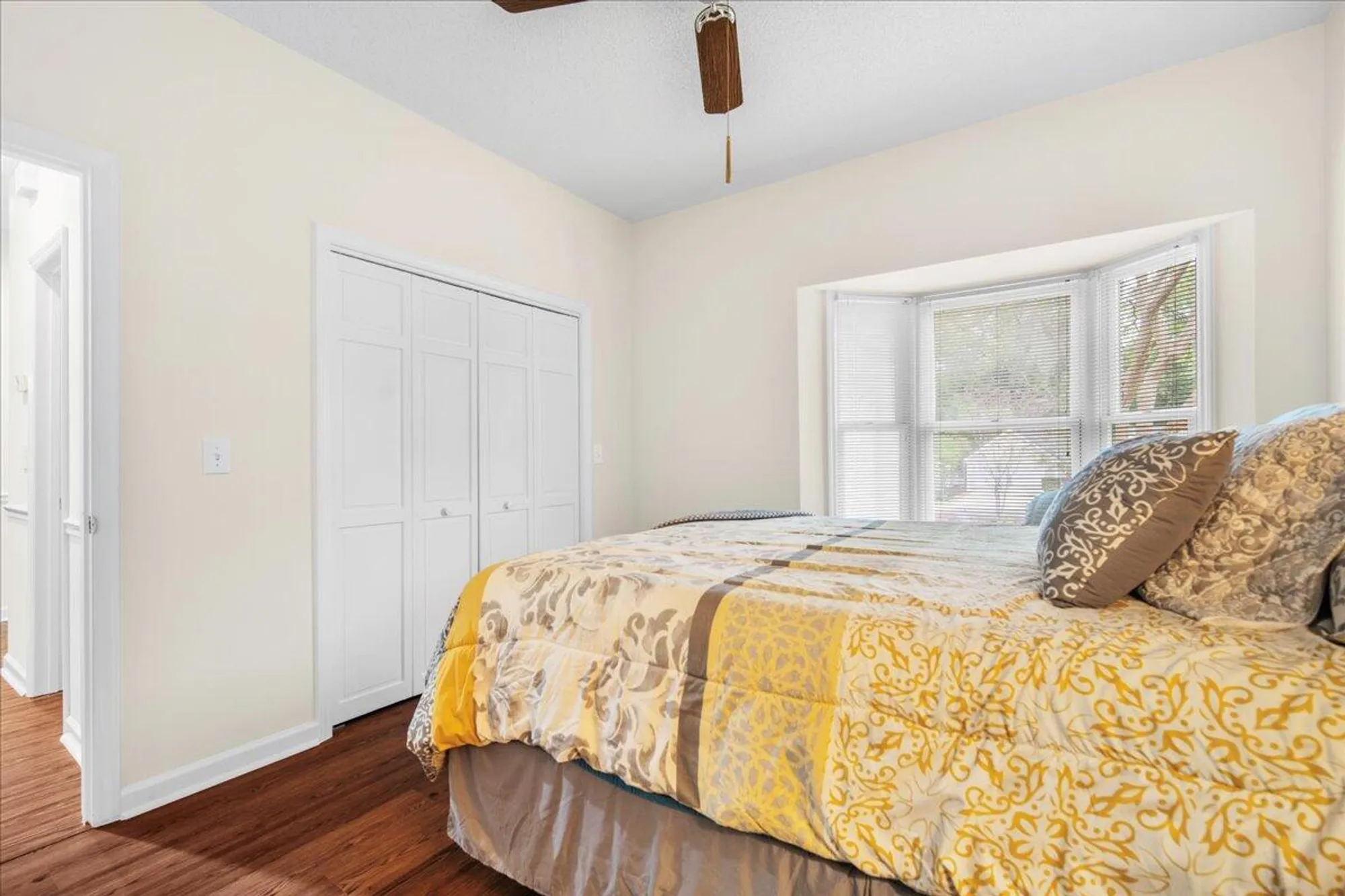 Property Slideshow image 34 of 66 | 9182 spring branch ct, North Charleston, SC, 29406