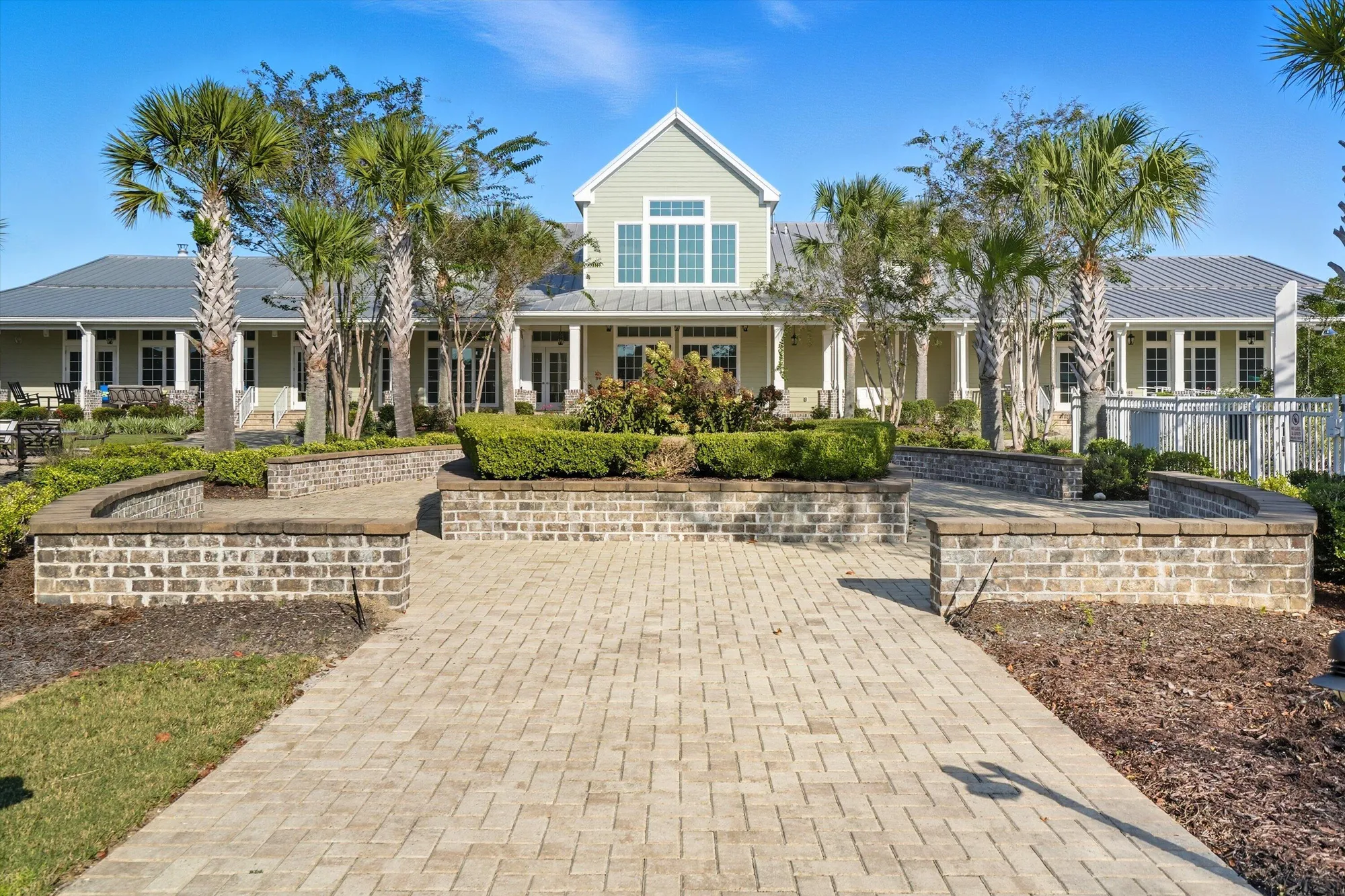 Property Slideshow image 39 of 50 | 5025 song sparrow way, Summerville, SC, 29483