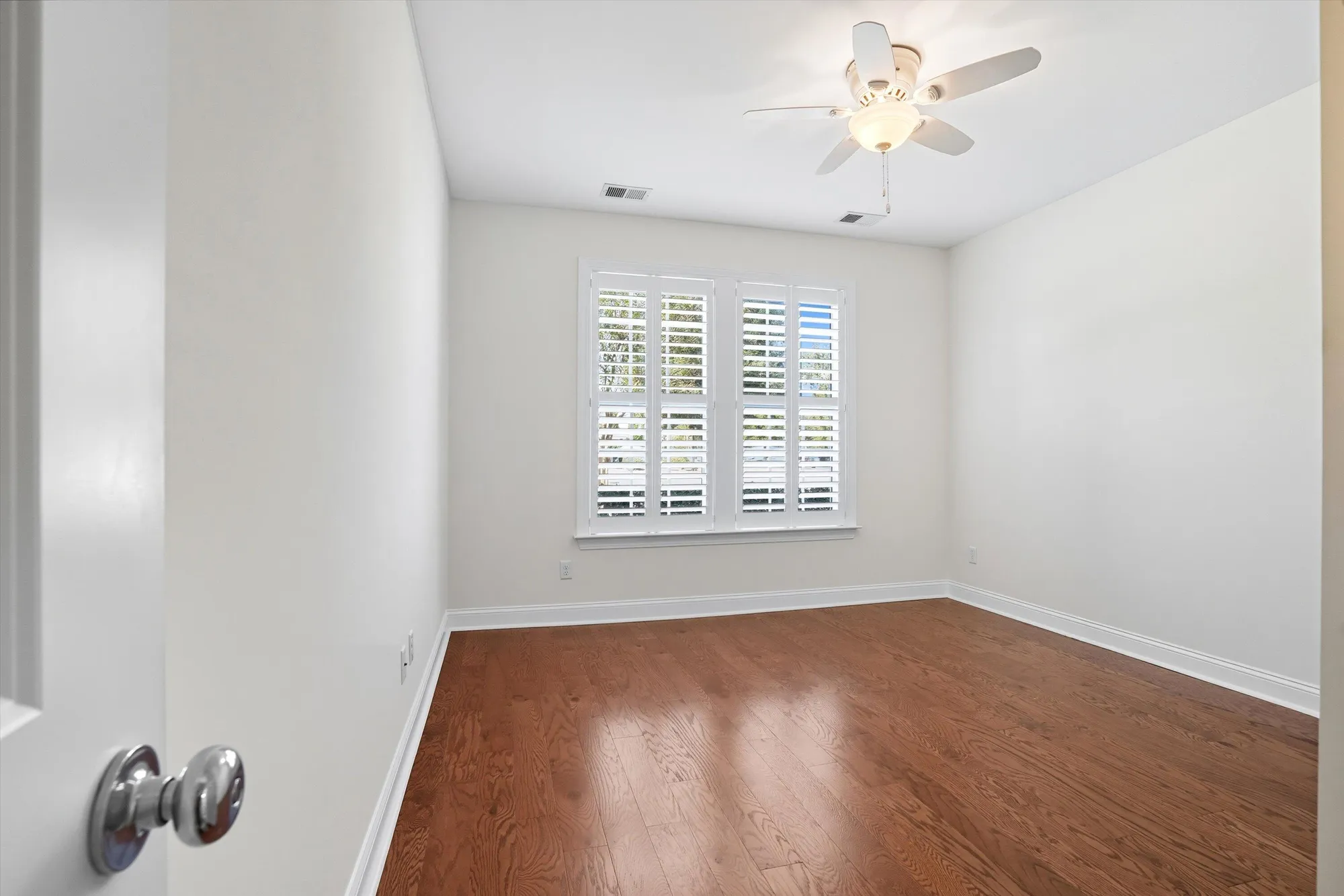 Property Slideshow image 13 of 50 | 5025 song sparrow way, Summerville, SC, 29483