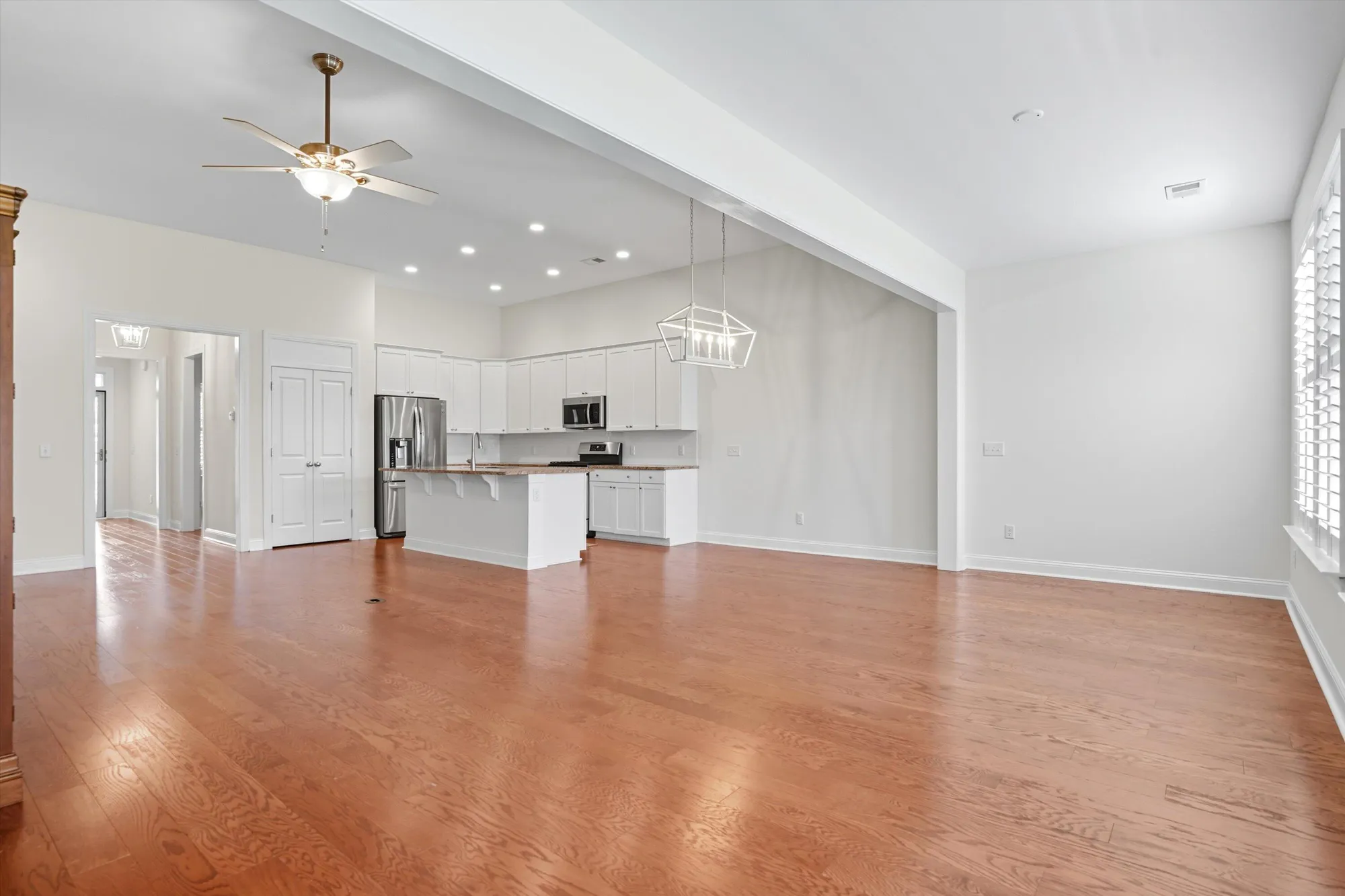 Property Slideshow image 16 of 50 | 5025 song sparrow way, Summerville, SC, 29483
