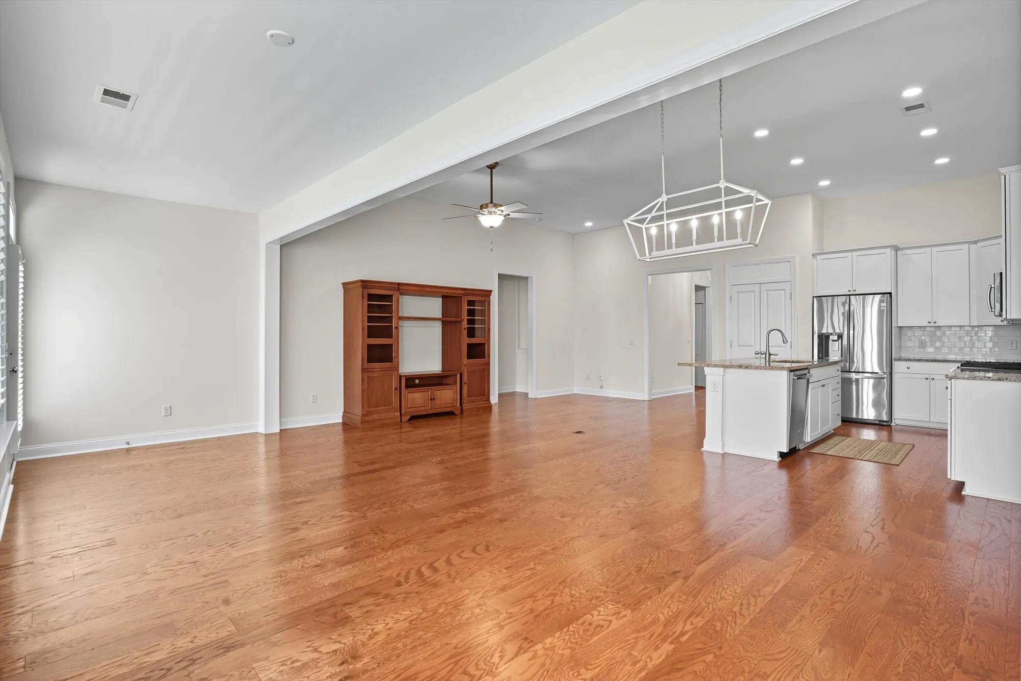 Property Slideshow image 5 of 50 | 5025 song sparrow way, Summerville, SC, 29483