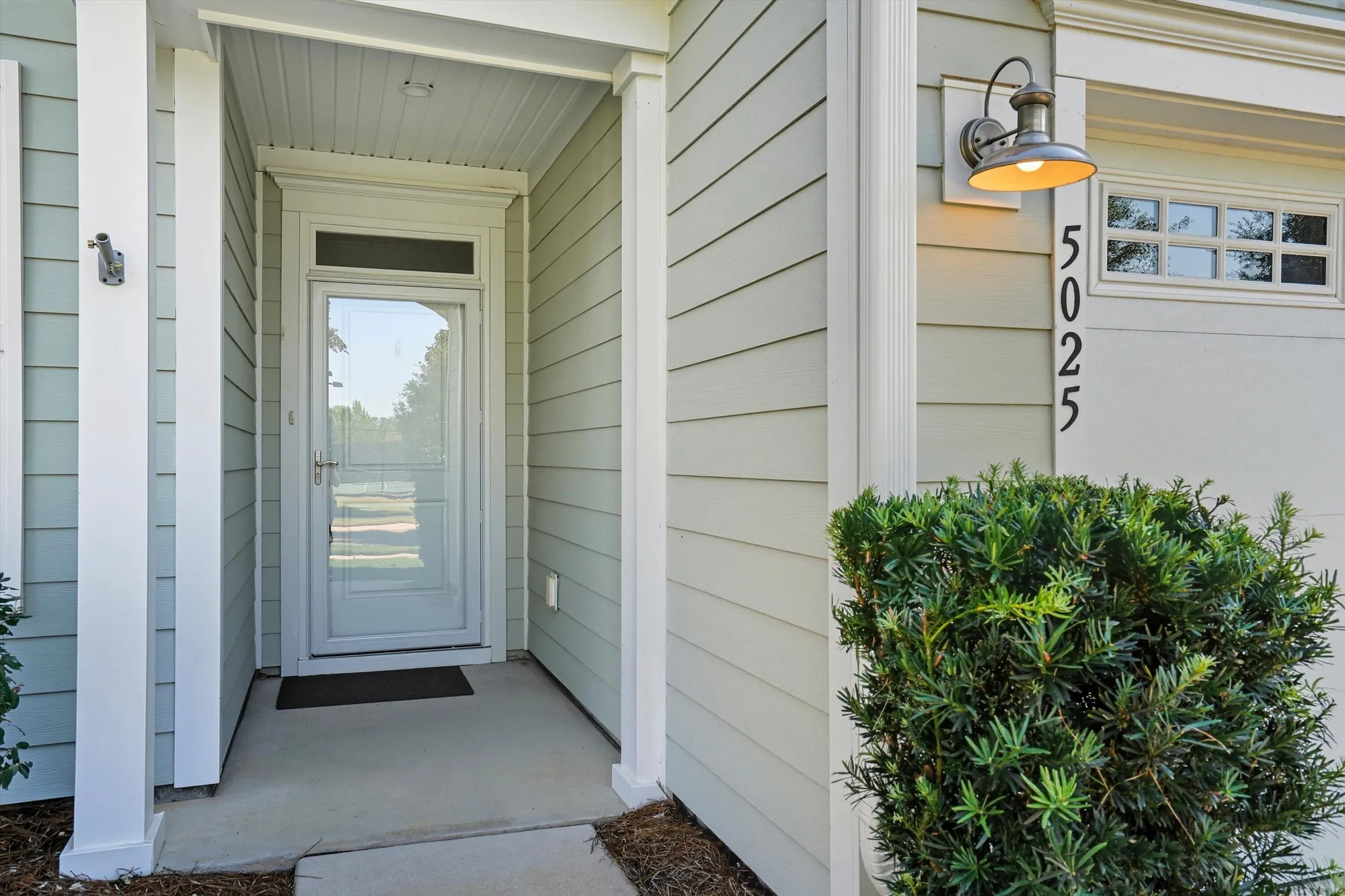 Property Slideshow image 9 of 50 | 5025 song sparrow way, Summerville, SC, 29483