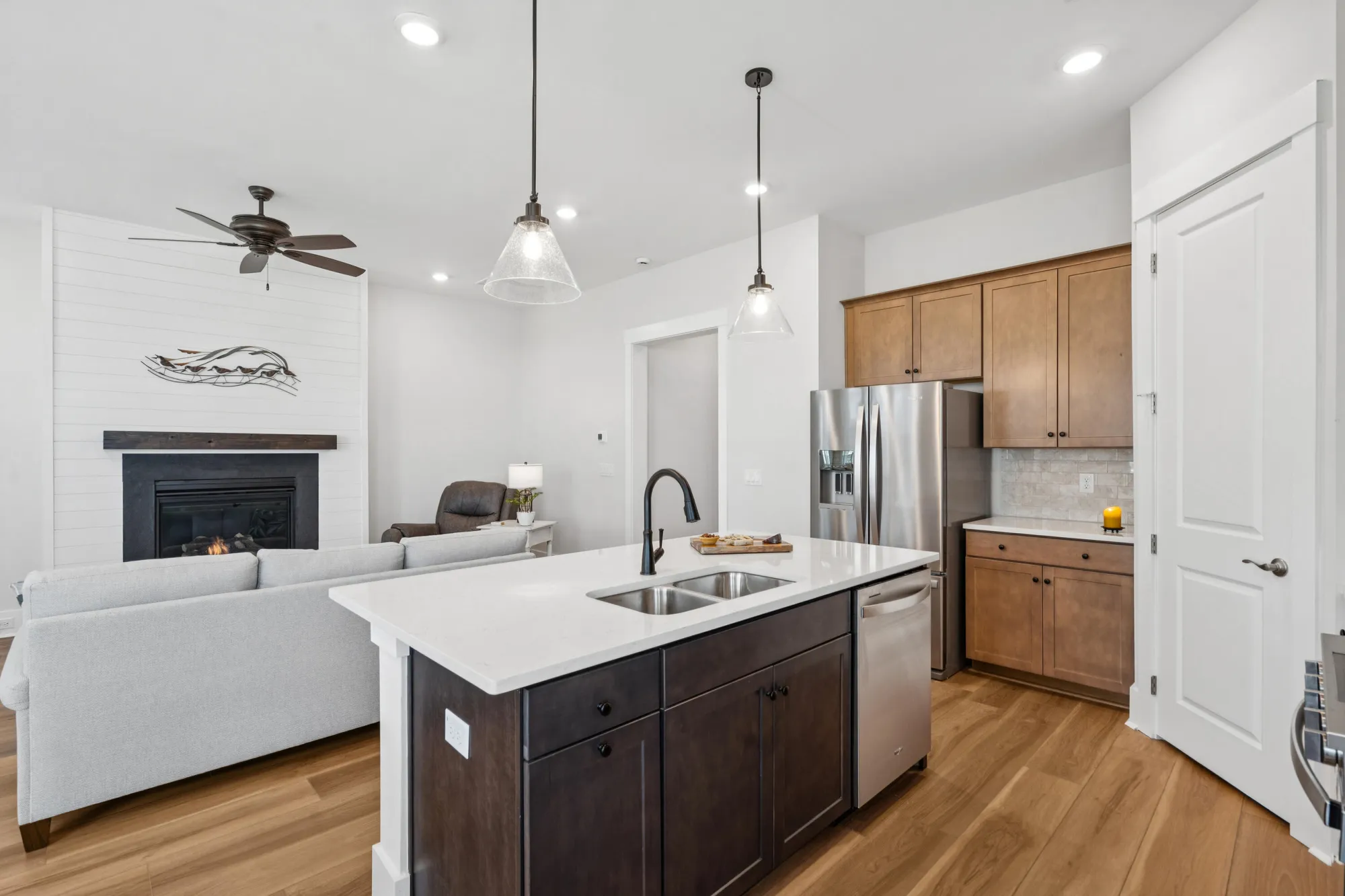 Property Slideshow image 11 of 81 | 422 evening glow ln, Summerville, SC, 29486