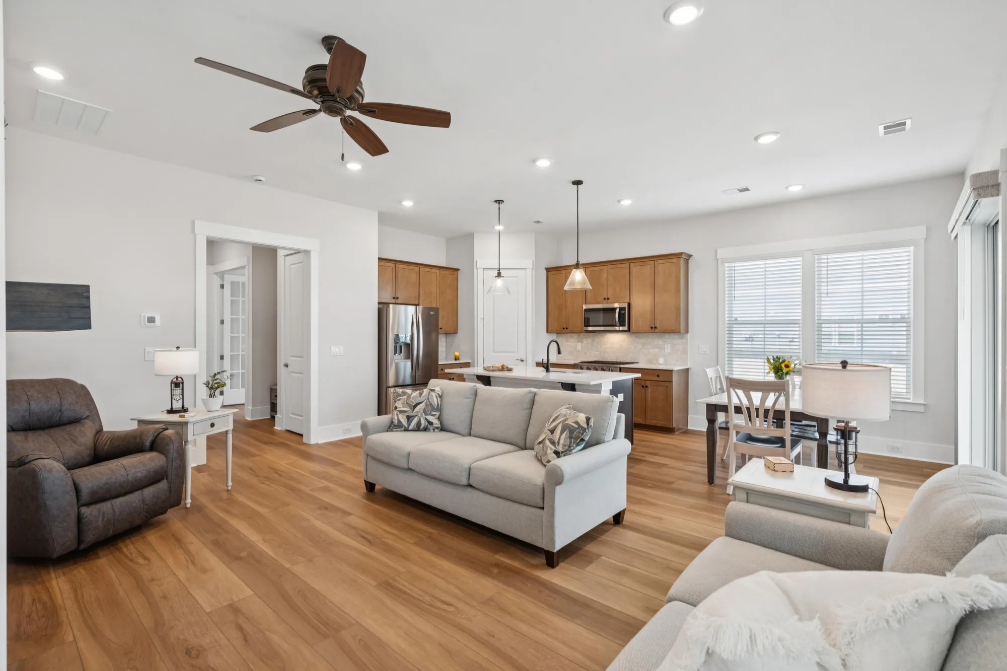 Property Slideshow image 7 of 81 | 422 evening glow ln, Summerville, SC, 29486