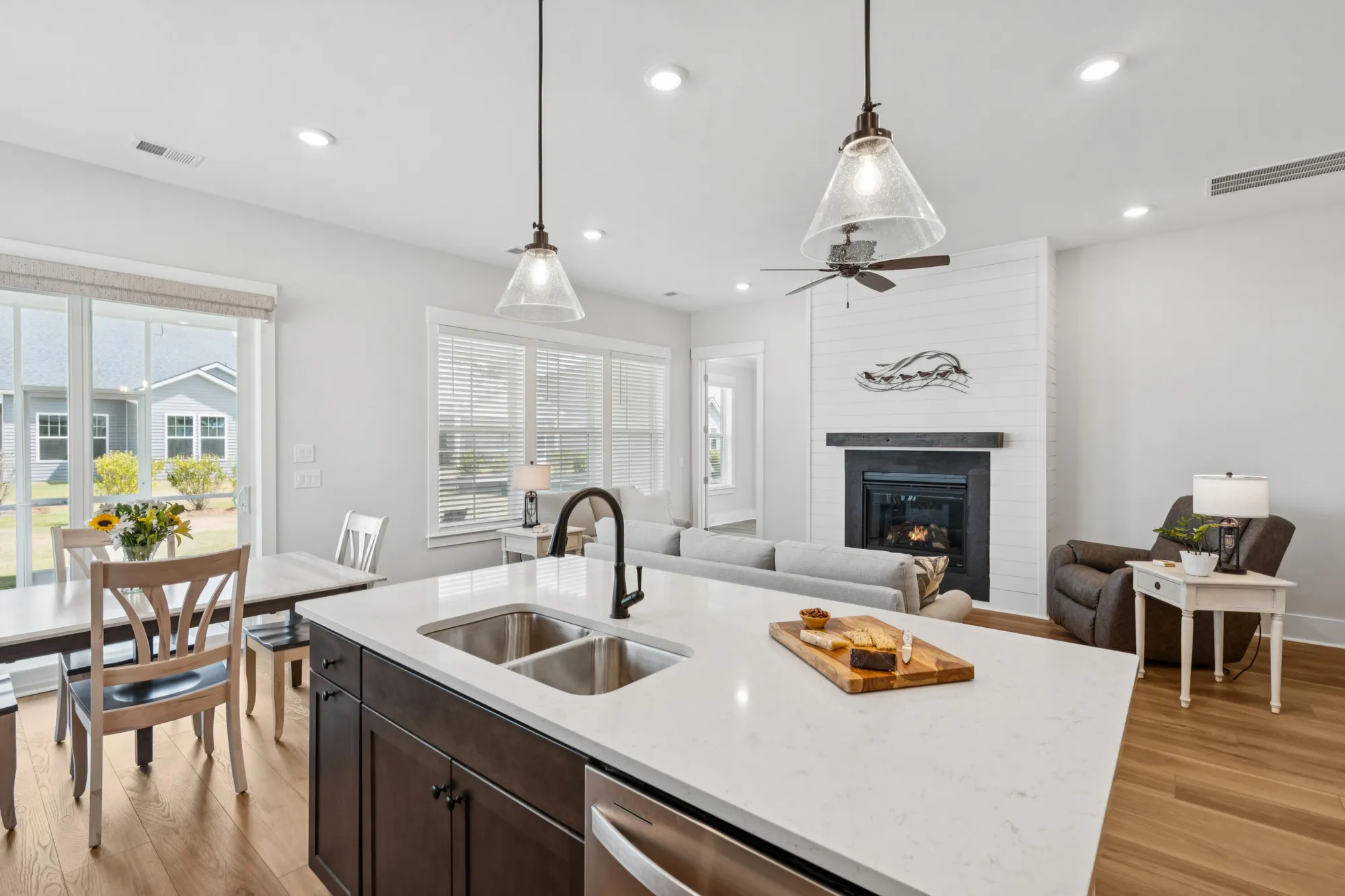 Property Slideshow image 9 of 81 | 422 evening glow ln, Summerville, SC, 29486