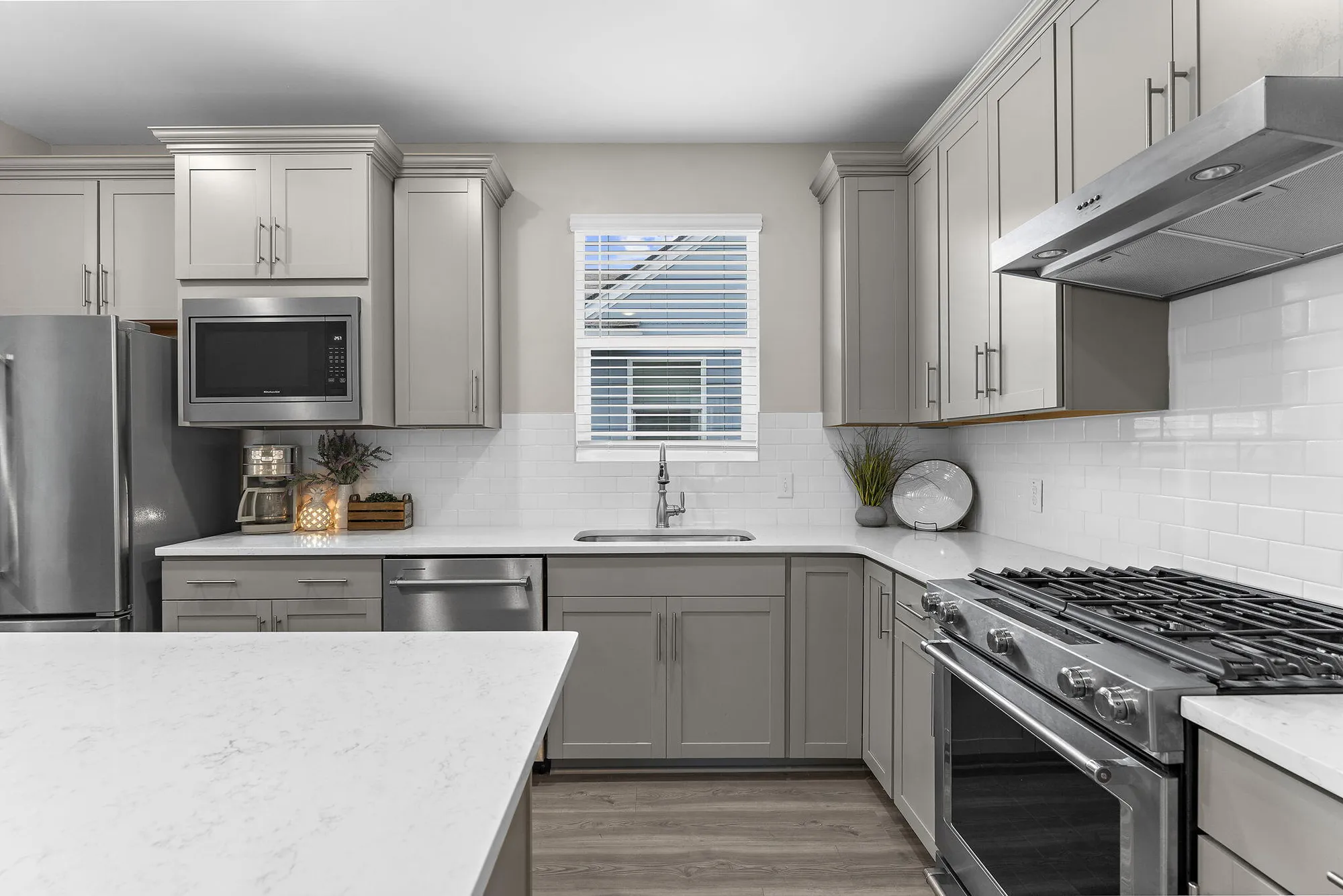 Property Slideshow image 8 of 50 | 351 dahlia row dr, Summerville, SC, 29486