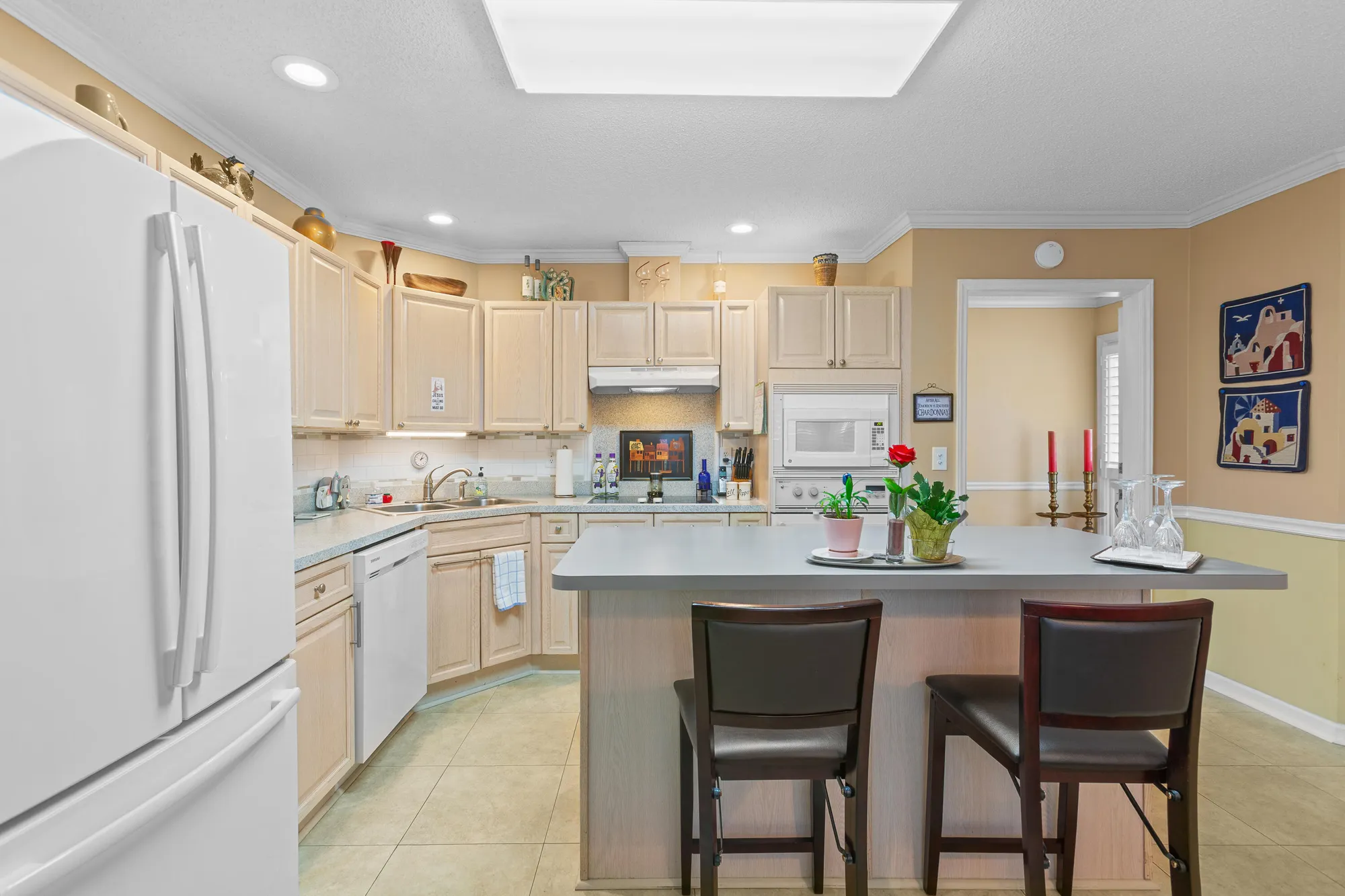 Property Slideshow image 8 of 24 | 9090 hadley ct, North Charleston, SC, 29406