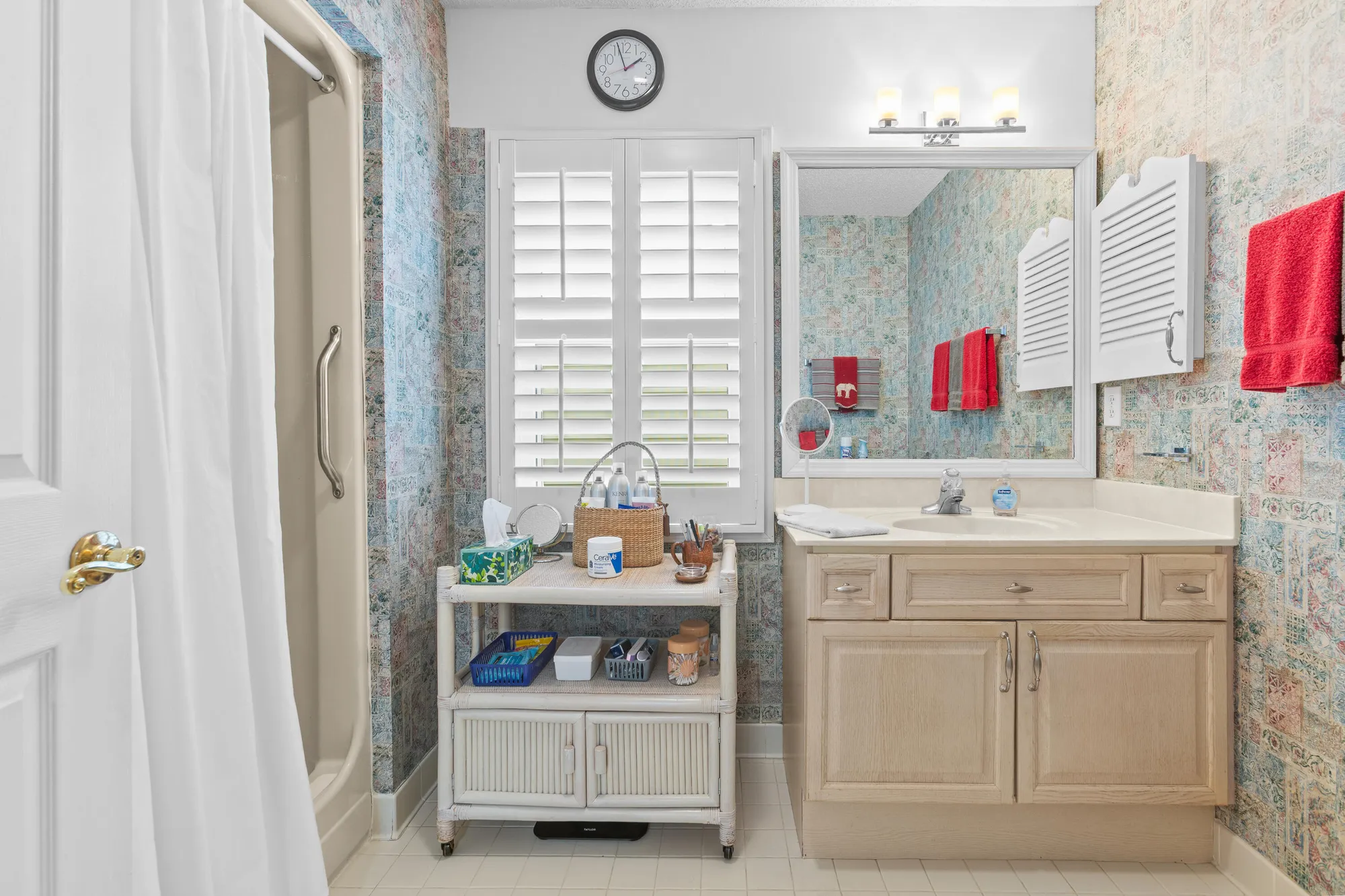 Property Slideshow image 16 of 24 | 9090 hadley ct, North Charleston, SC, 29406