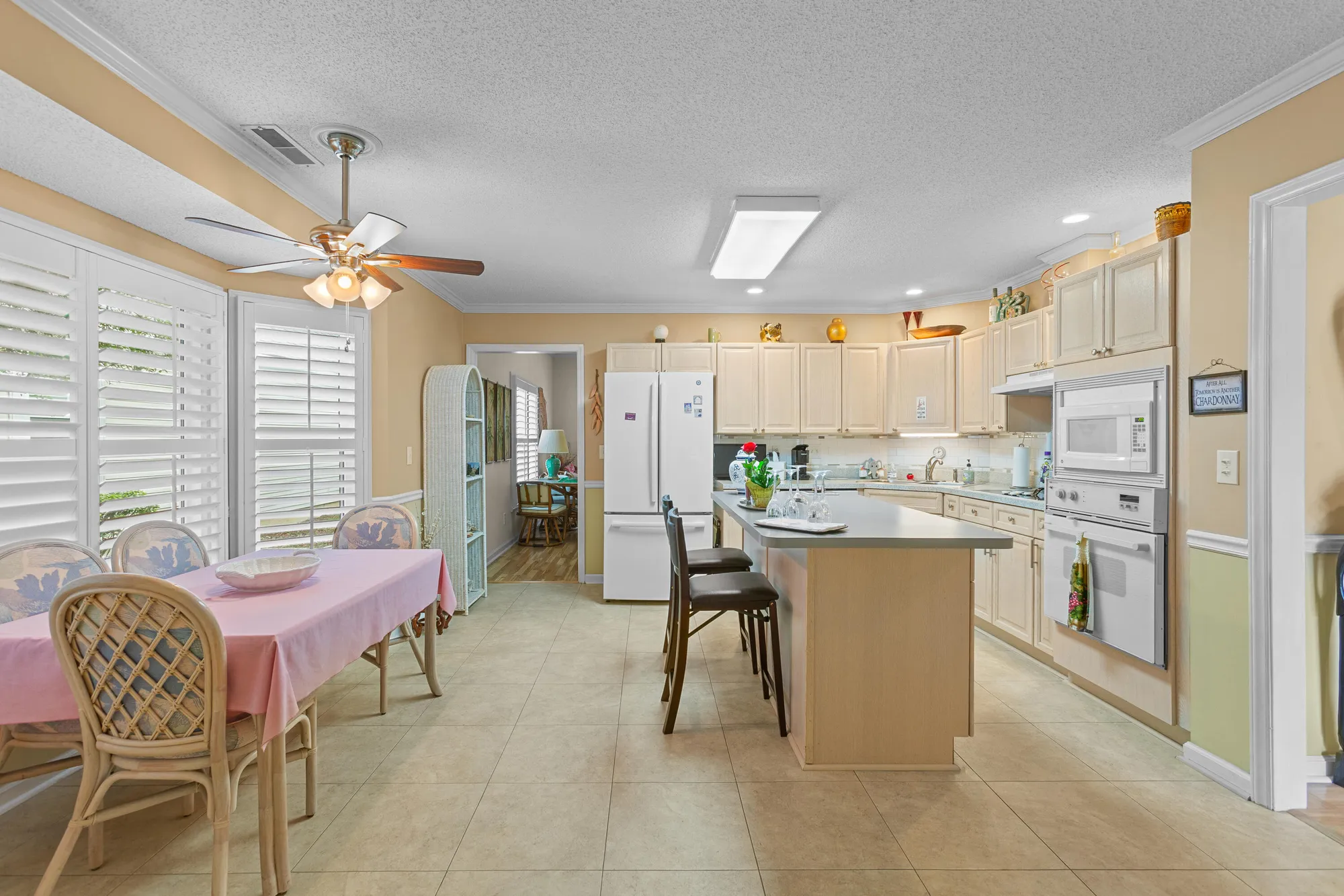 Property Slideshow image 7 of 24 | 9090 hadley ct, North Charleston, SC, 29406