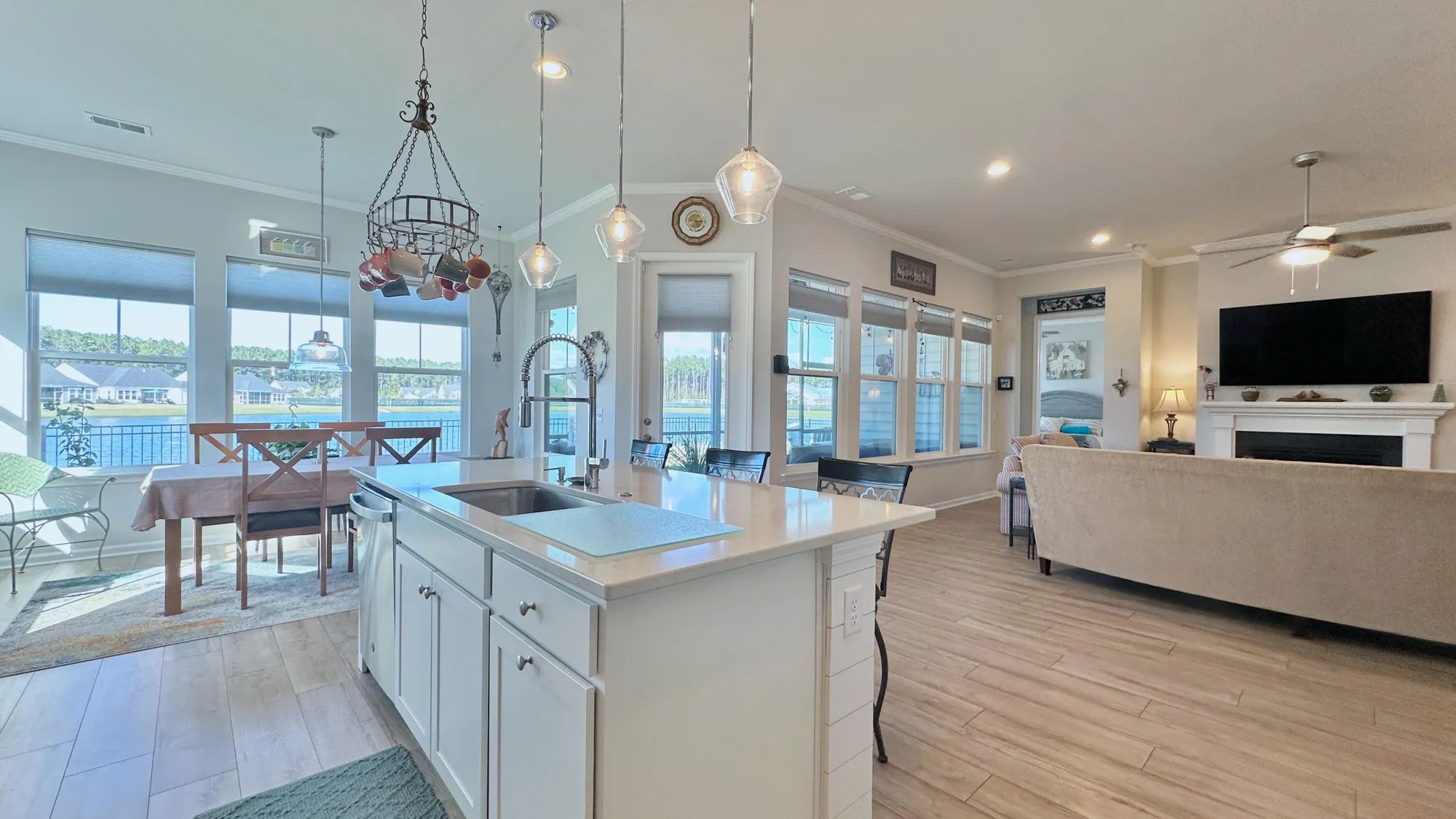 Property Slideshow image 25 of 46 | 1114 cane creek way, Summerville, SC, 29485