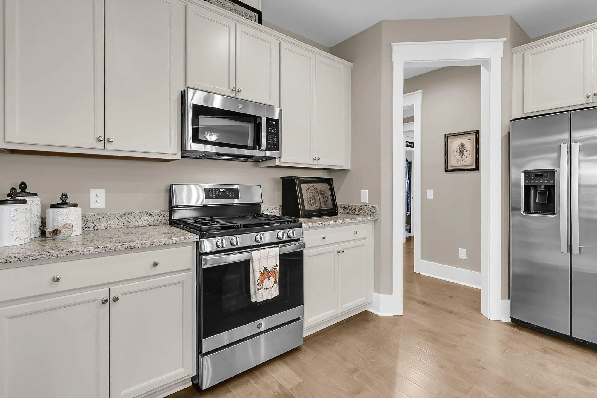 Property Slideshow image 7 of 72 | 4029 wood violet ln, Summerville, SC, 29483