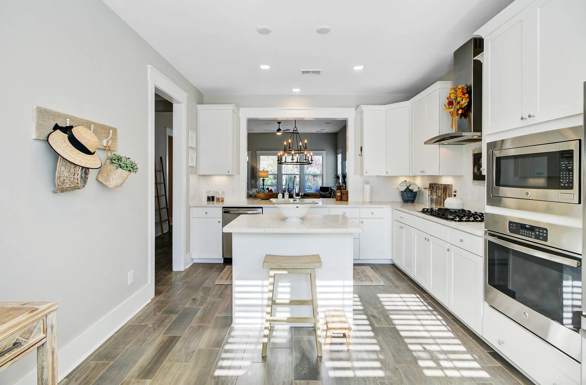 Property Slideshow image 17 of 57 | 3139 cross vine ln, Summerville, SC, 29483