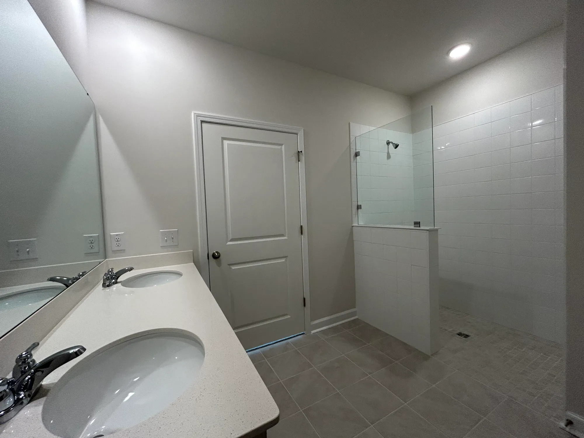 Property Slideshow image 20 of 28 | 944 dusk dr, Summerville, SC, 29486