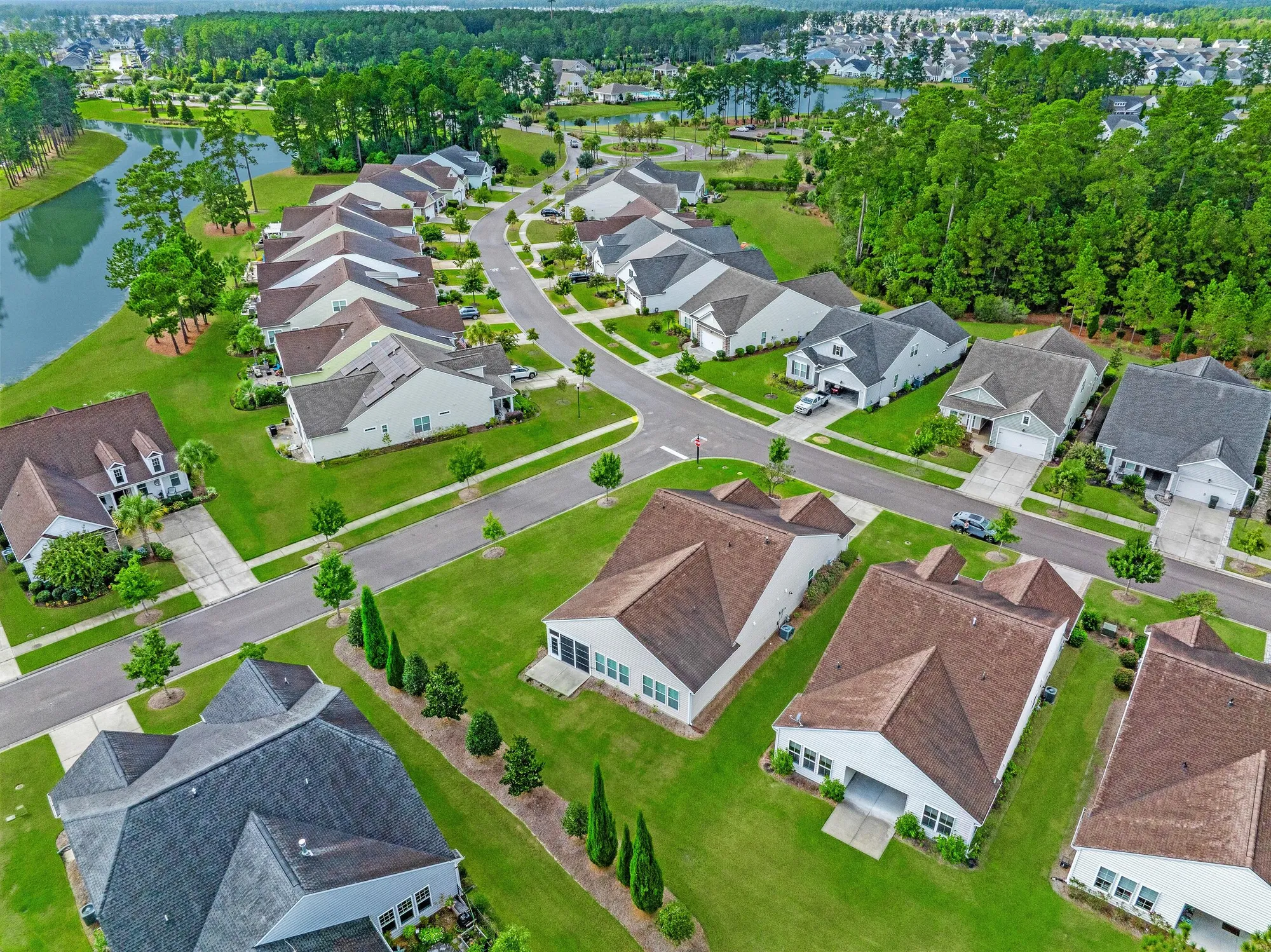 Property Slideshow image 35 of 39 | 421 four seasons blvd, Summerville, SC, 29486