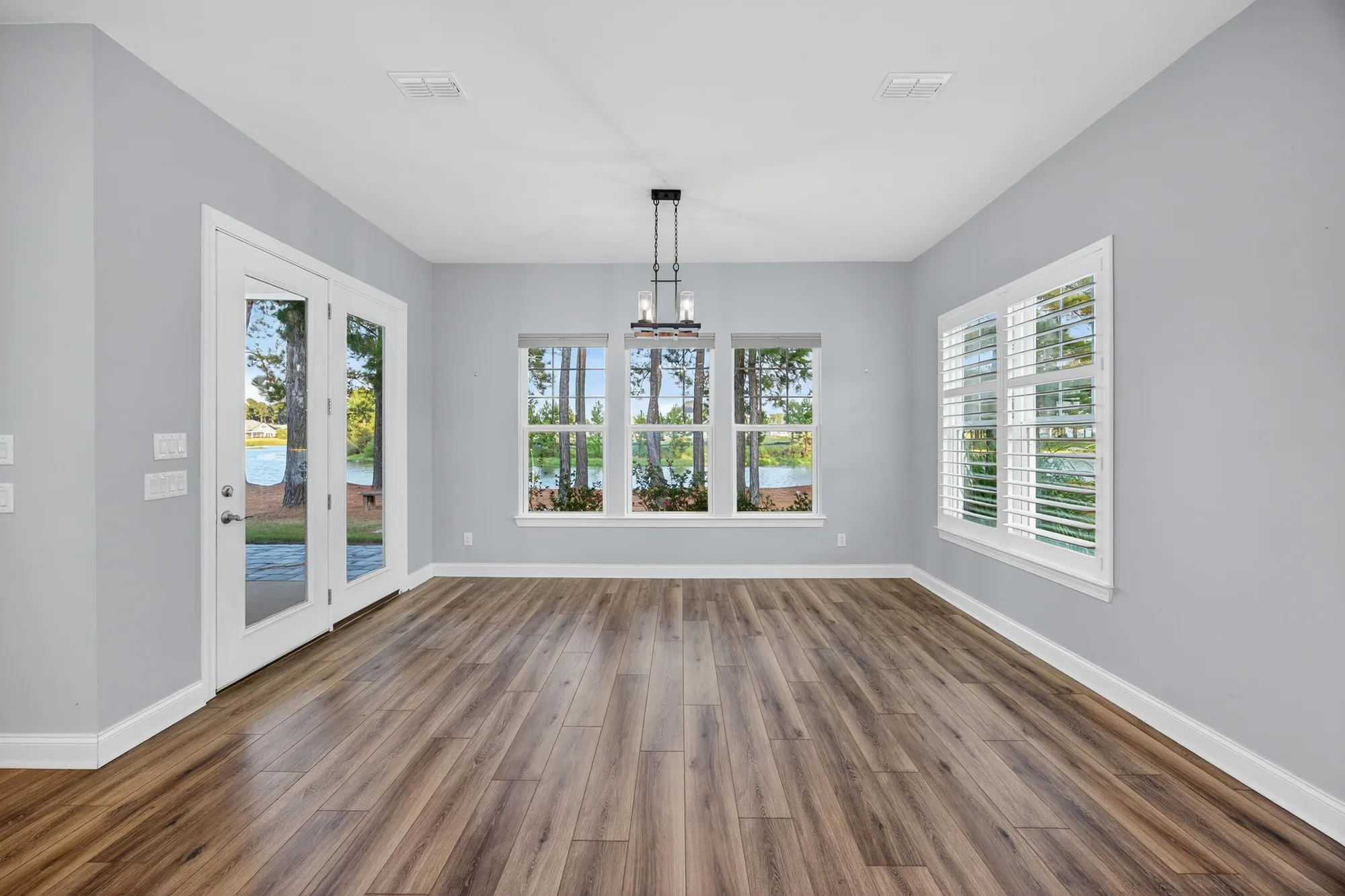 Property Slideshow image 37 of 77 | 108 bluff isle ct, Summerville, SC, 29486