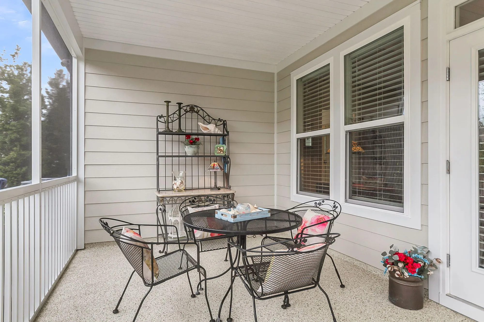 Property Slideshow image 33 of 60 | 3008 aura ln, Summerville, SC, 29483